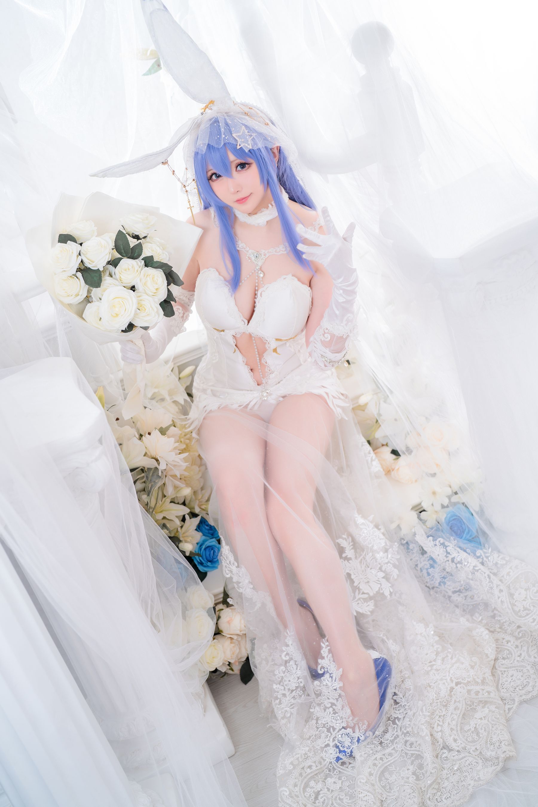 [福利COS] Coser小姐姐星之迟迟 - 碧蓝航线 花园