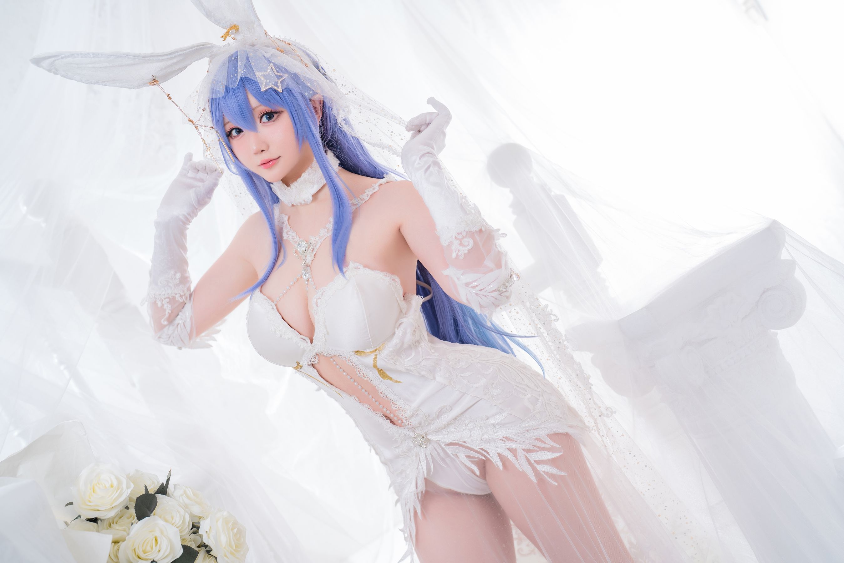 [福利COS] Coser小姐姐星之迟迟 - 碧蓝航线 花园