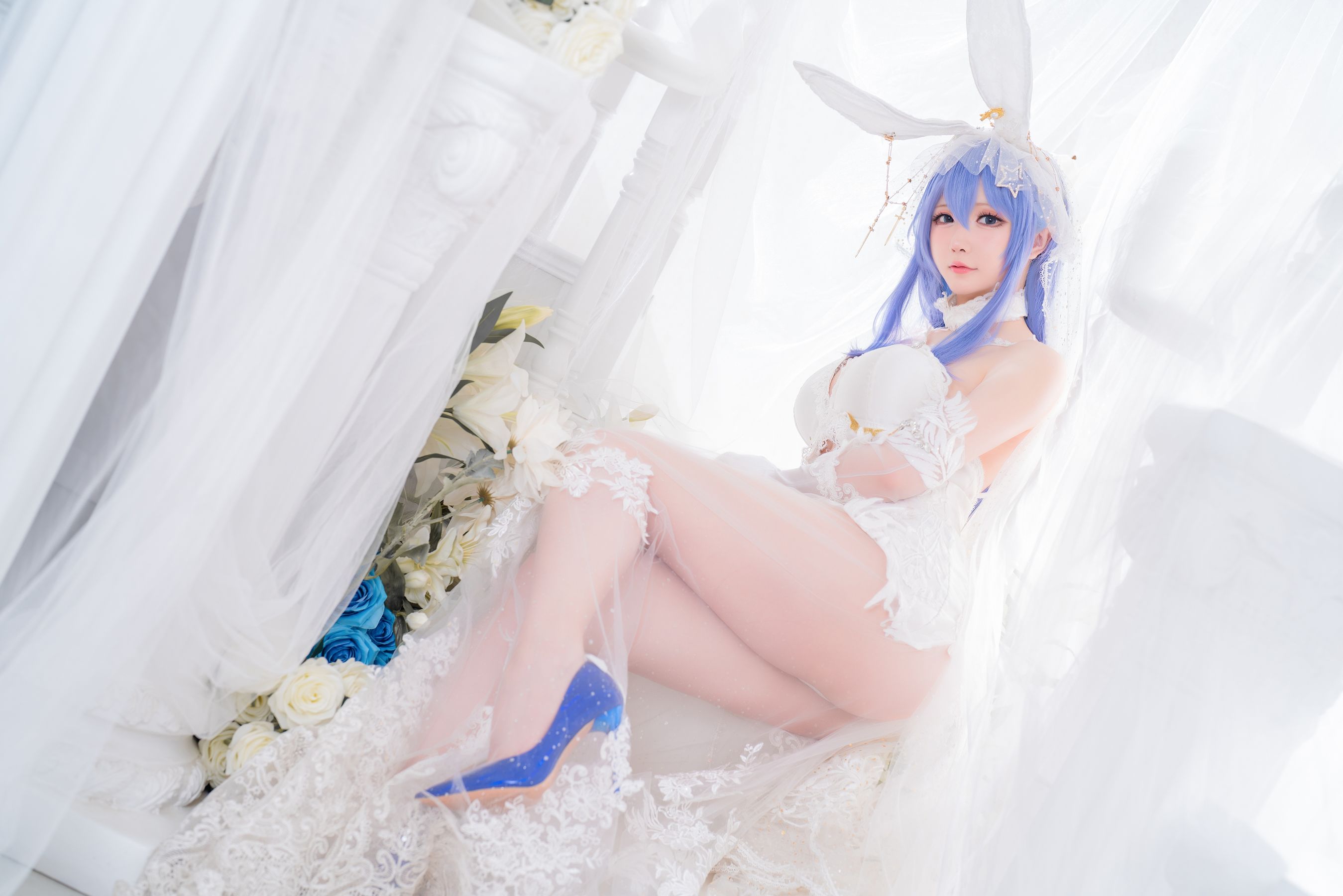 [福利COS] Coser小姐姐星之迟迟 - 碧蓝航线 花园