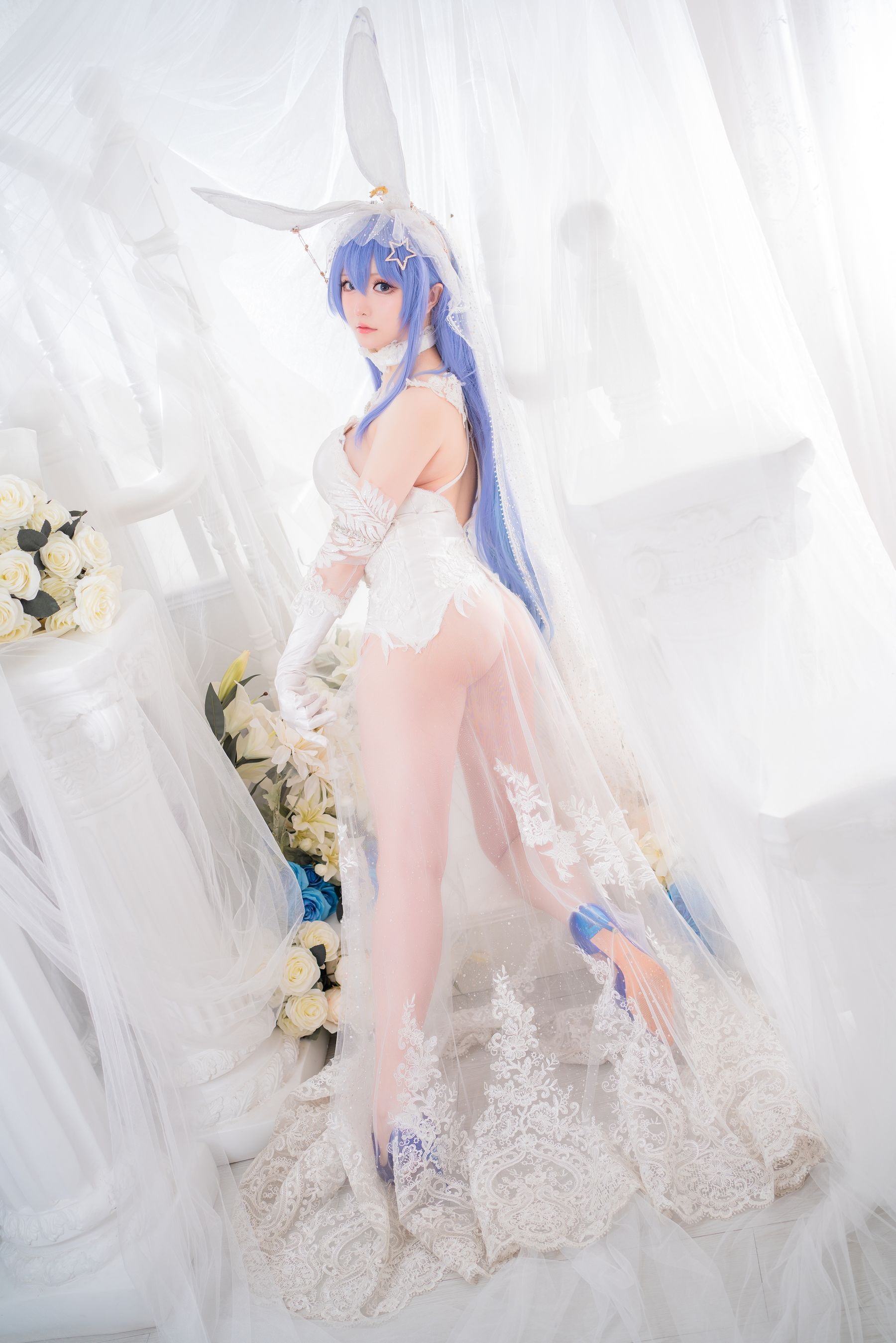 [福利COS] Coser小姐姐星之迟迟 - 碧蓝航线 花园