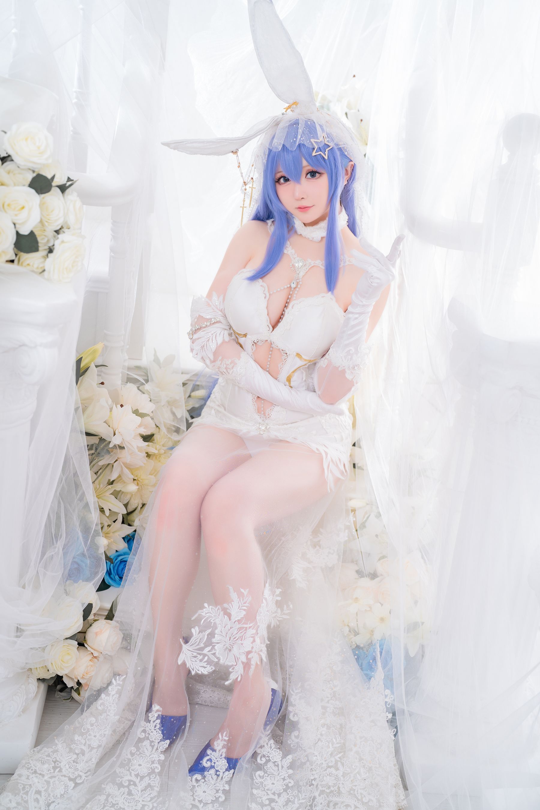 [福利COS] Coser小姐姐星之迟迟 - 碧蓝航线 花园