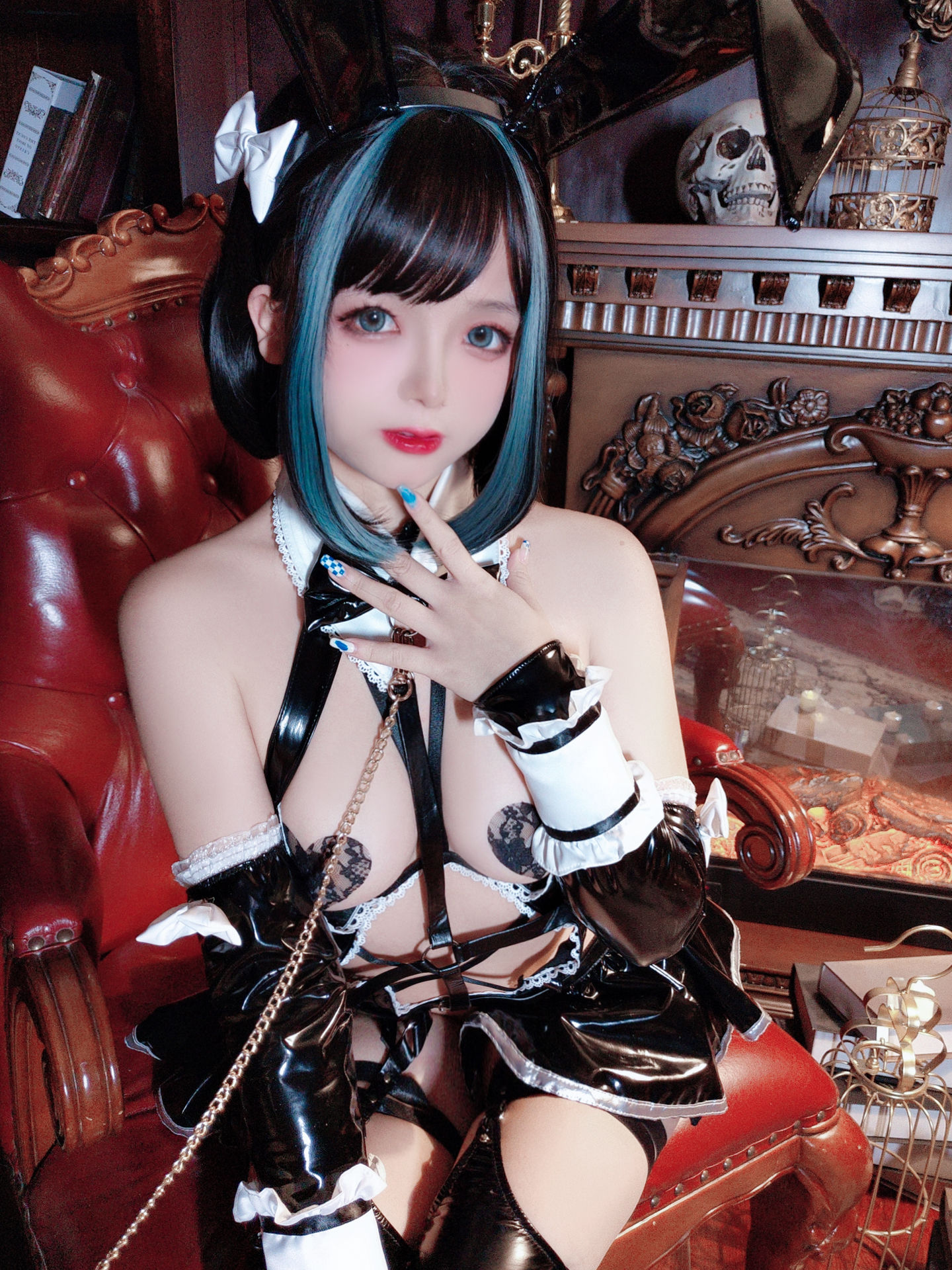 [福利COS] Cosplay日奈娇 - 万圣恶魔皮衣