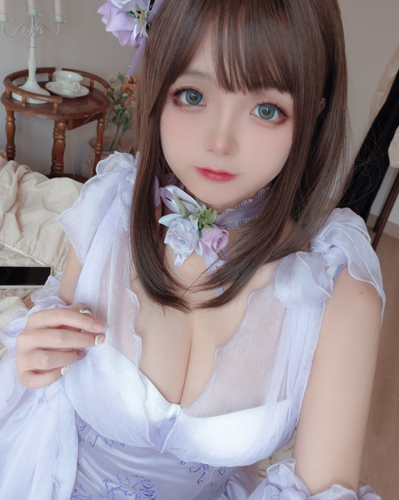 [福利COS] Cosplay日奈娇 - 睡美人 自摄