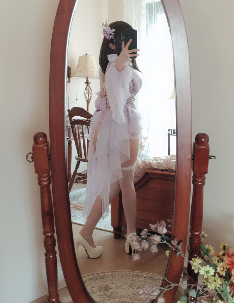 [福利COS] Cosplay日奈娇 - 睡美人 自摄