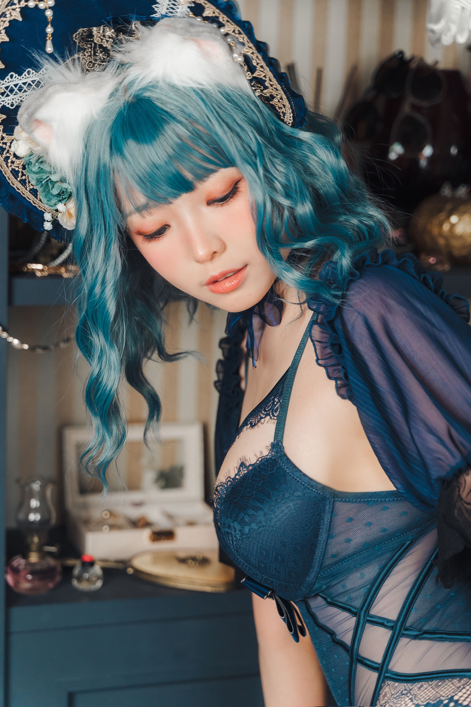 [福利COS] Ely_eee(ElyEE子) - Scottish Fold Cat Doll 摺耳貓少女人形
