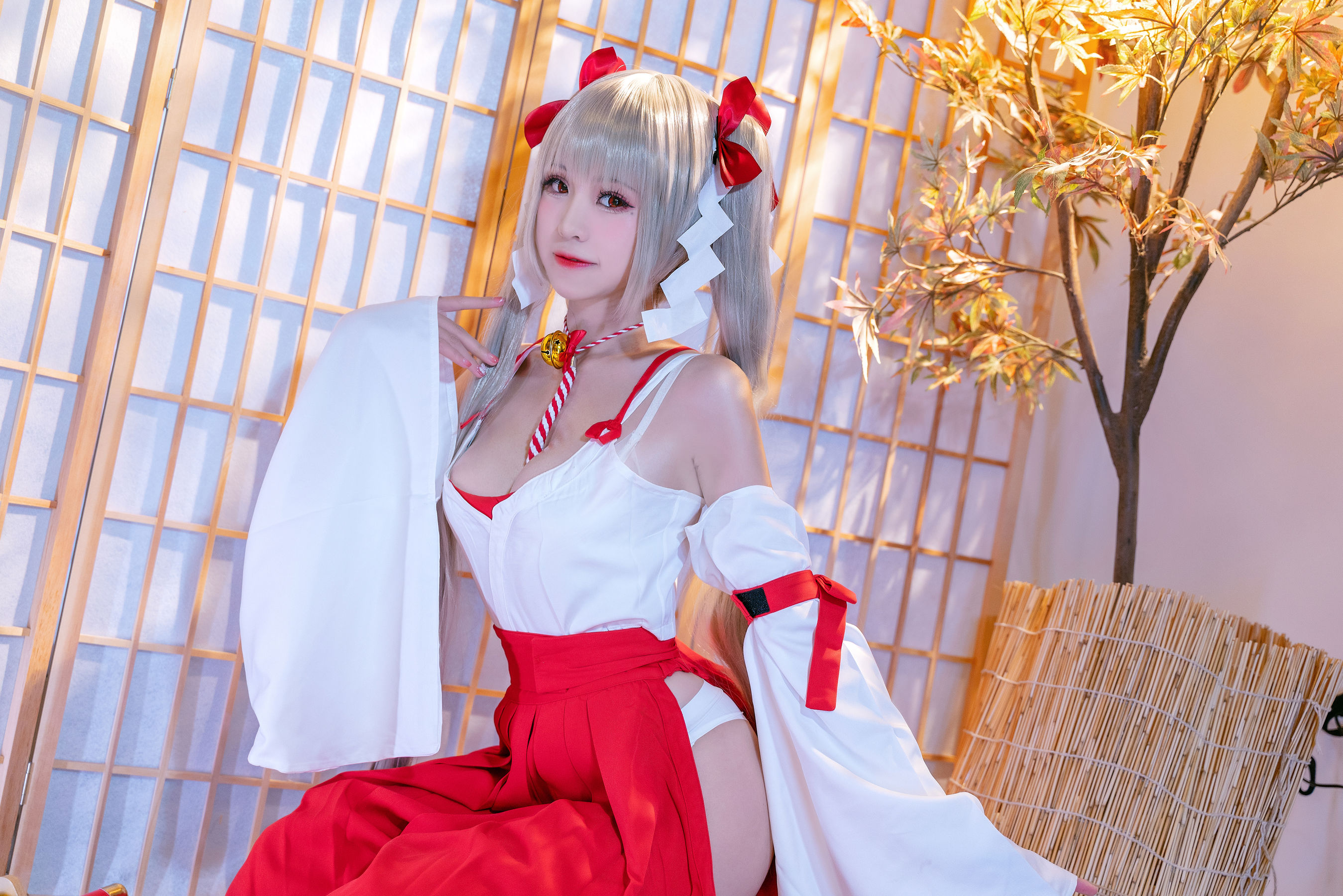 [福利COS] miko酱ww - 可畏巫女