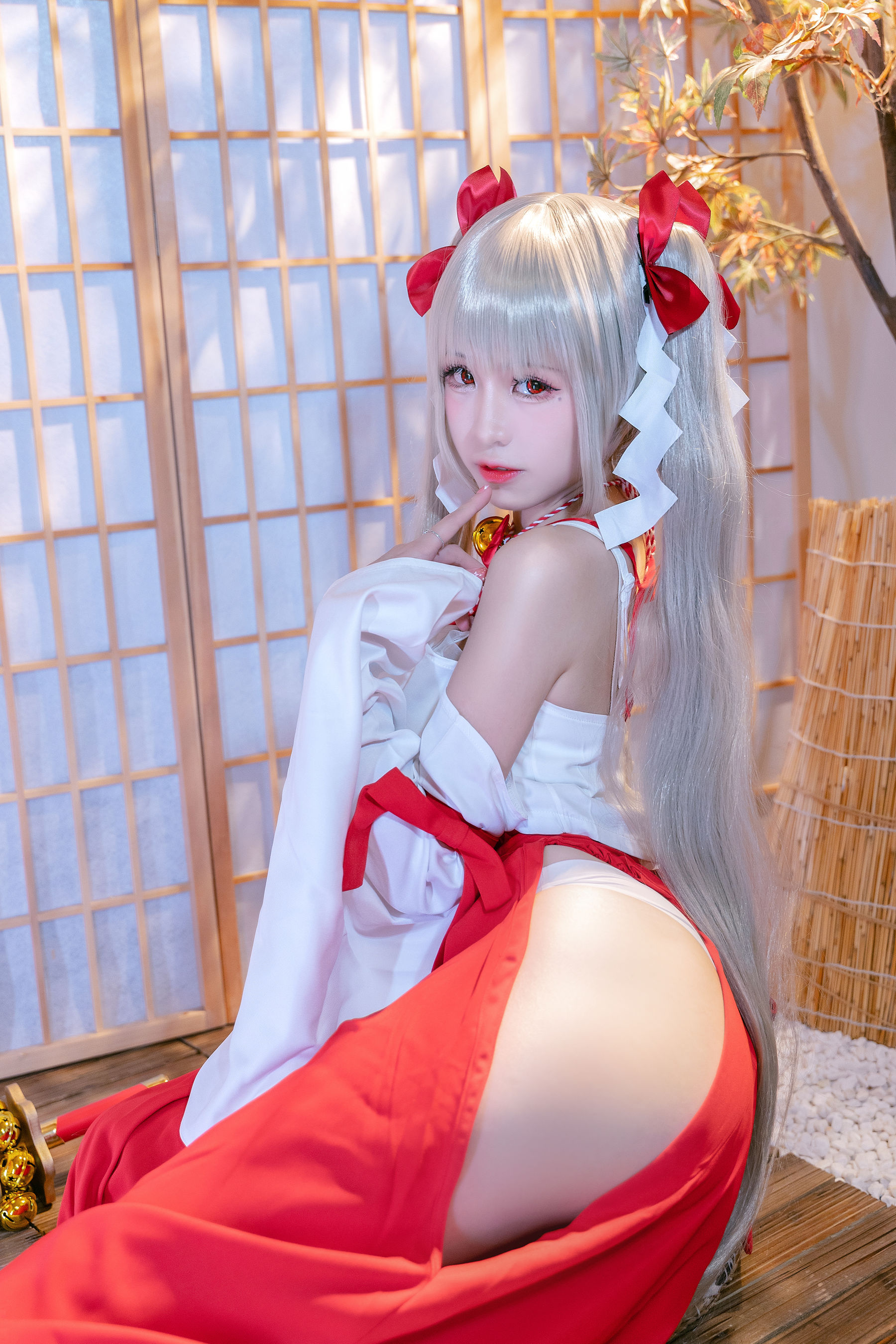 [福利COS] miko酱ww - 可畏巫女