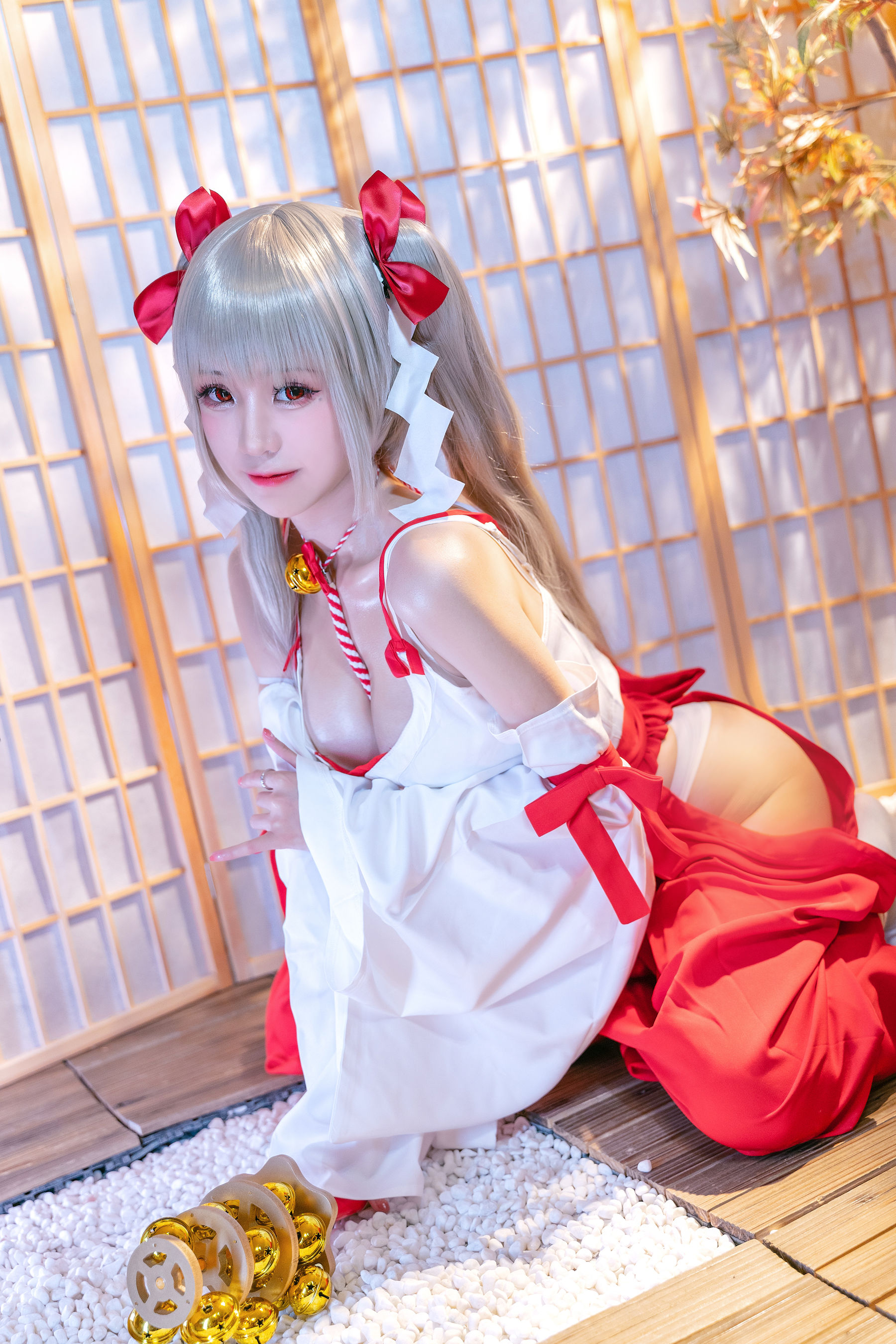[福利COS] miko酱ww - 可畏巫女