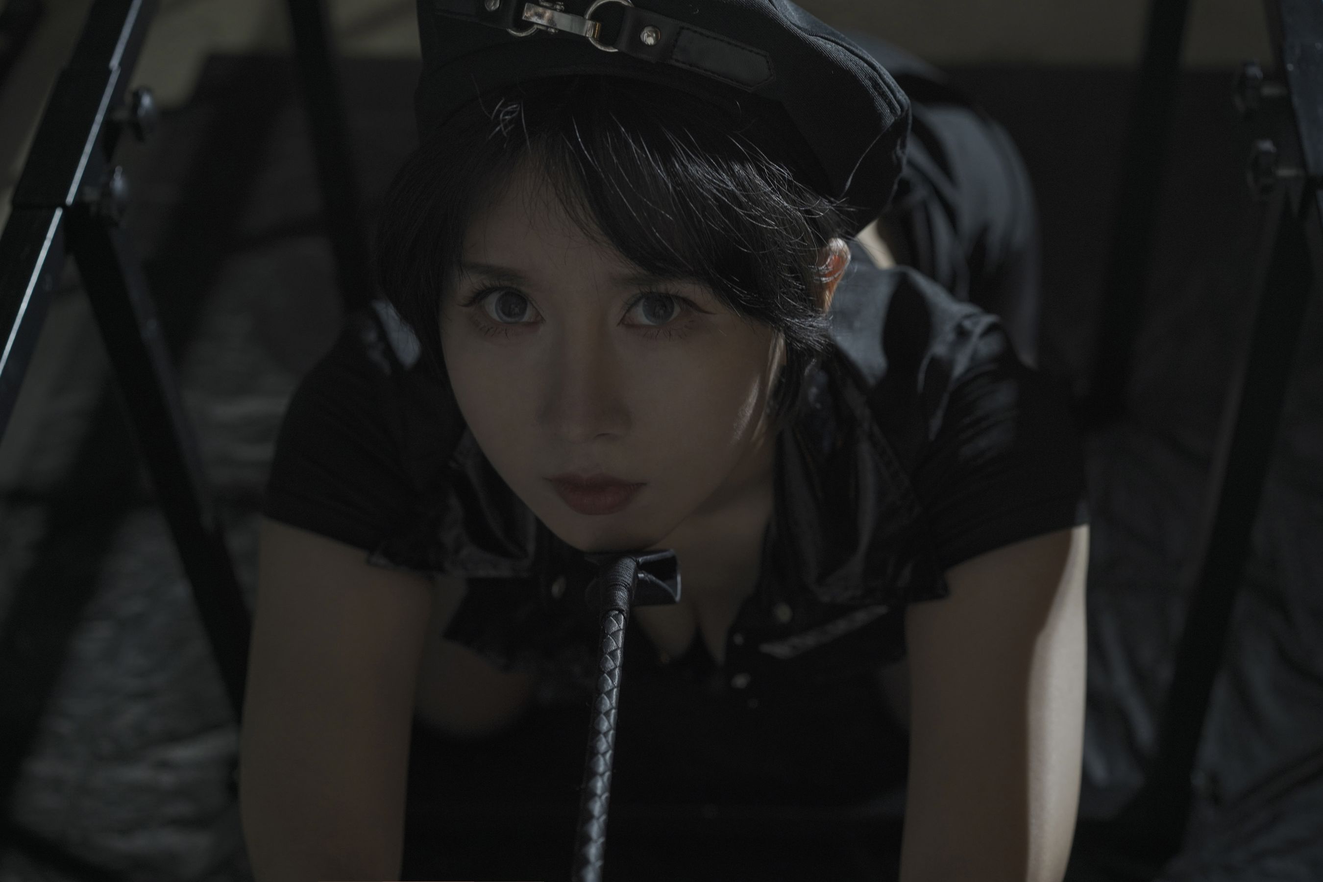 [福利COS] 云溪溪 - 奶桃 N48囚徒