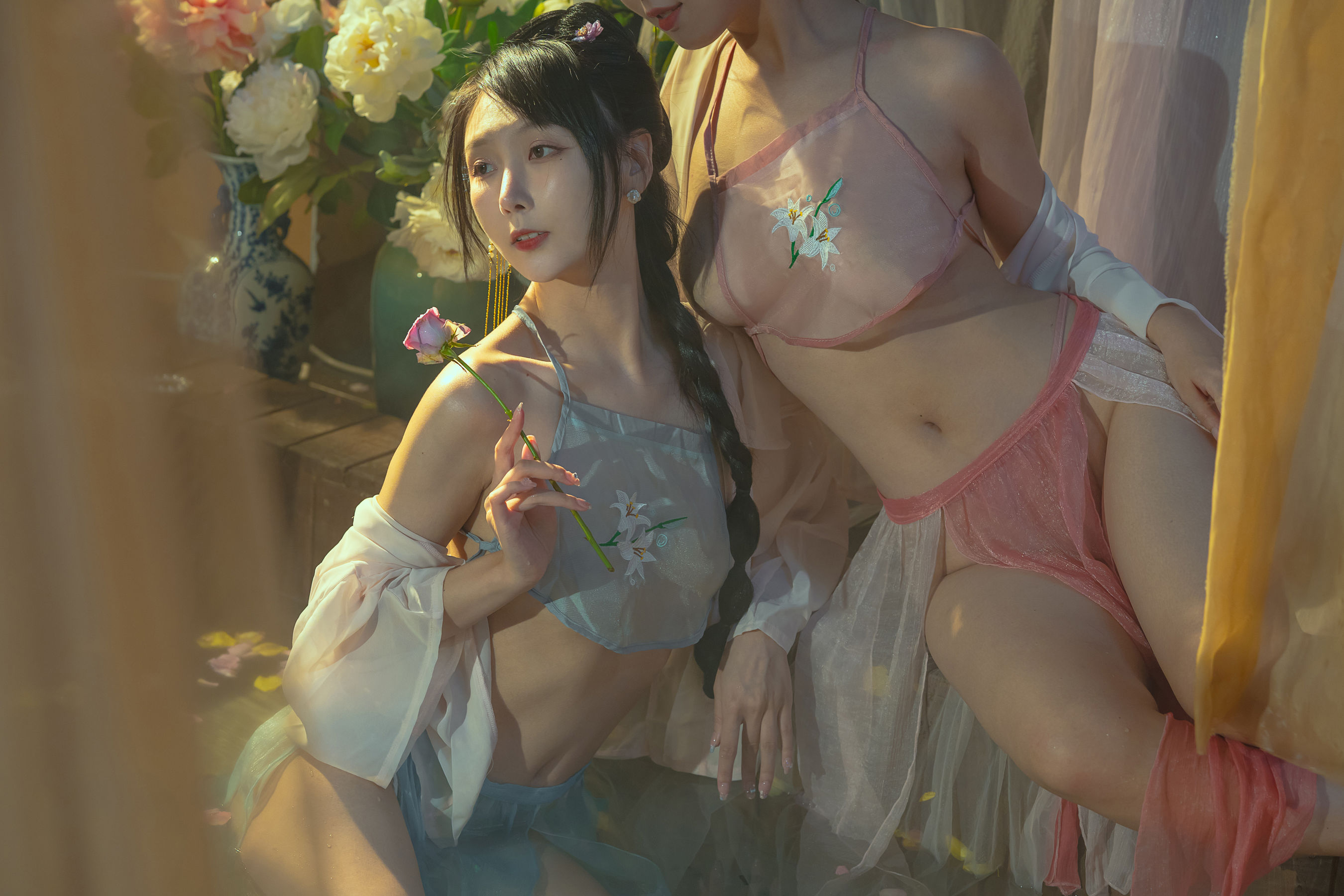 [福利COS] 云溪溪 - 奶桃 水池