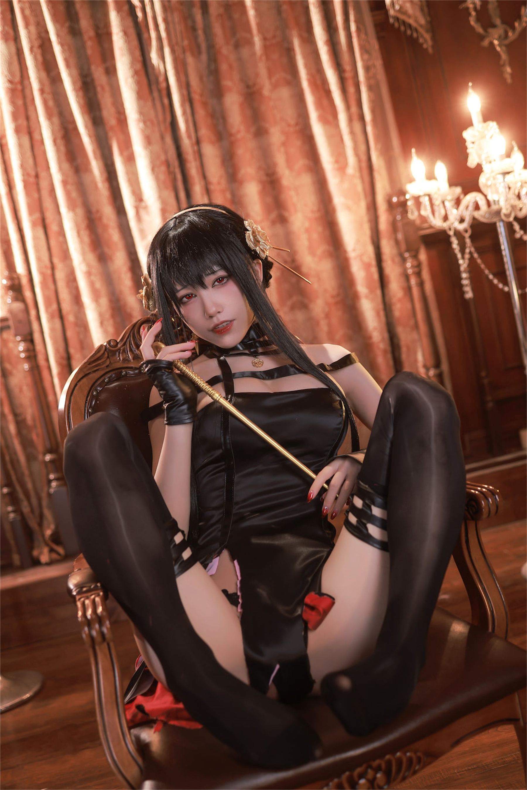 [福利COS] 动漫博主水淼aqua - 约尔 黑礼服