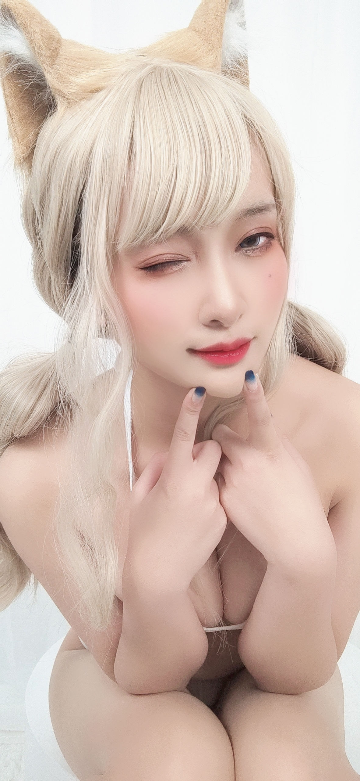 [福利COS] 动漫博主洛璃LoLiSAMA - 橘猫护士