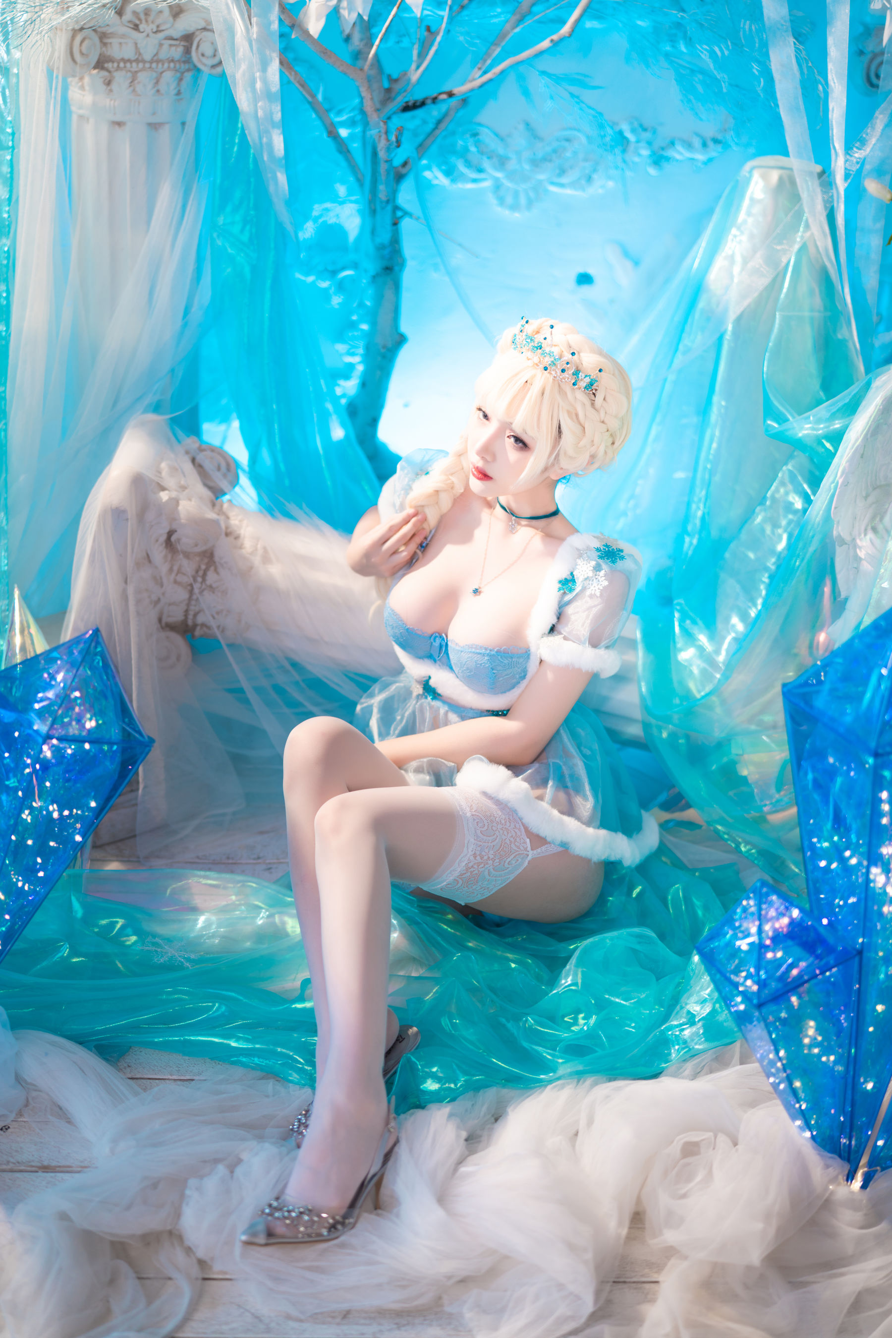 [福利COS] 动漫博主雯妹 - 冰雪