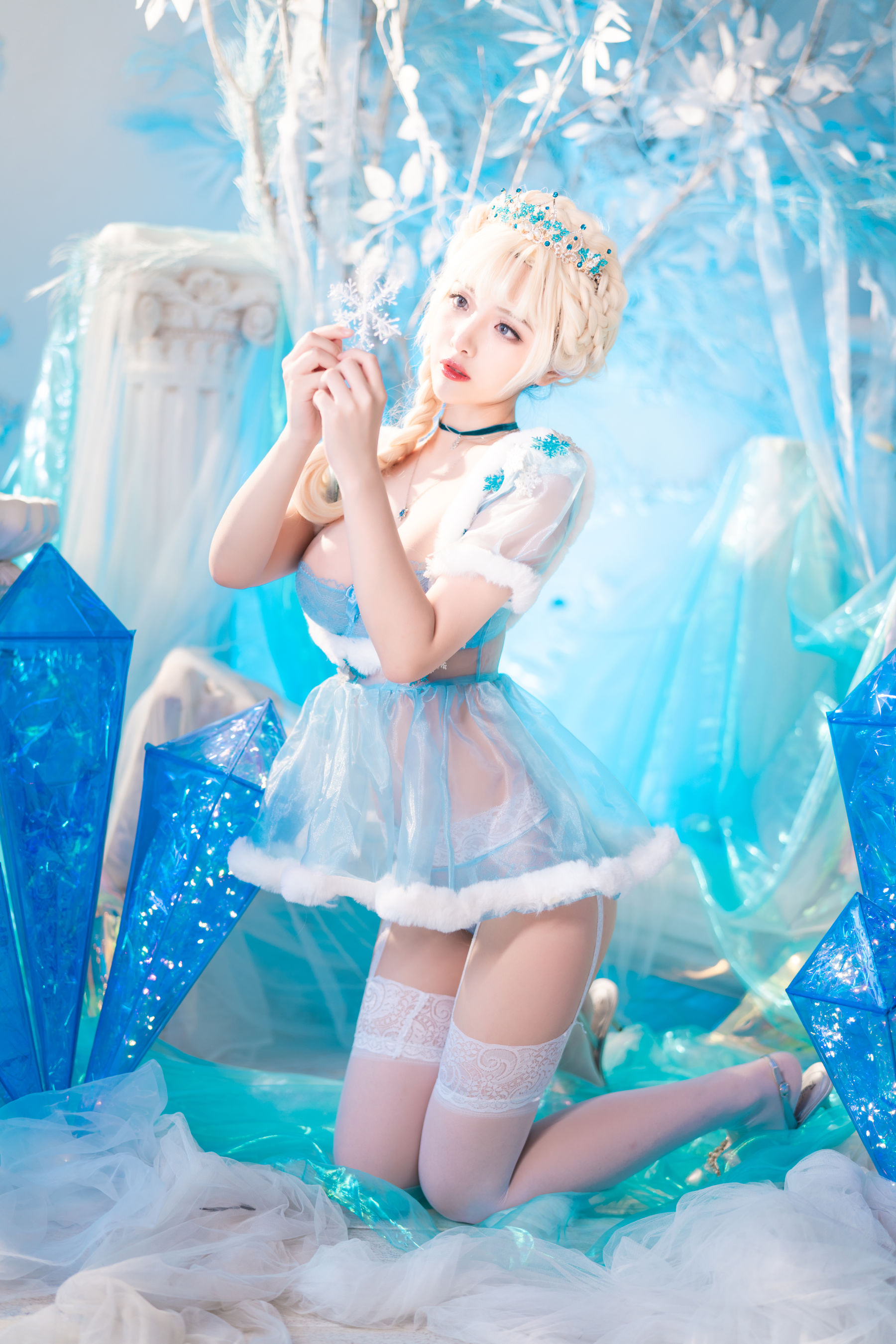 [福利COS] 动漫博主雯妹 - 冰雪