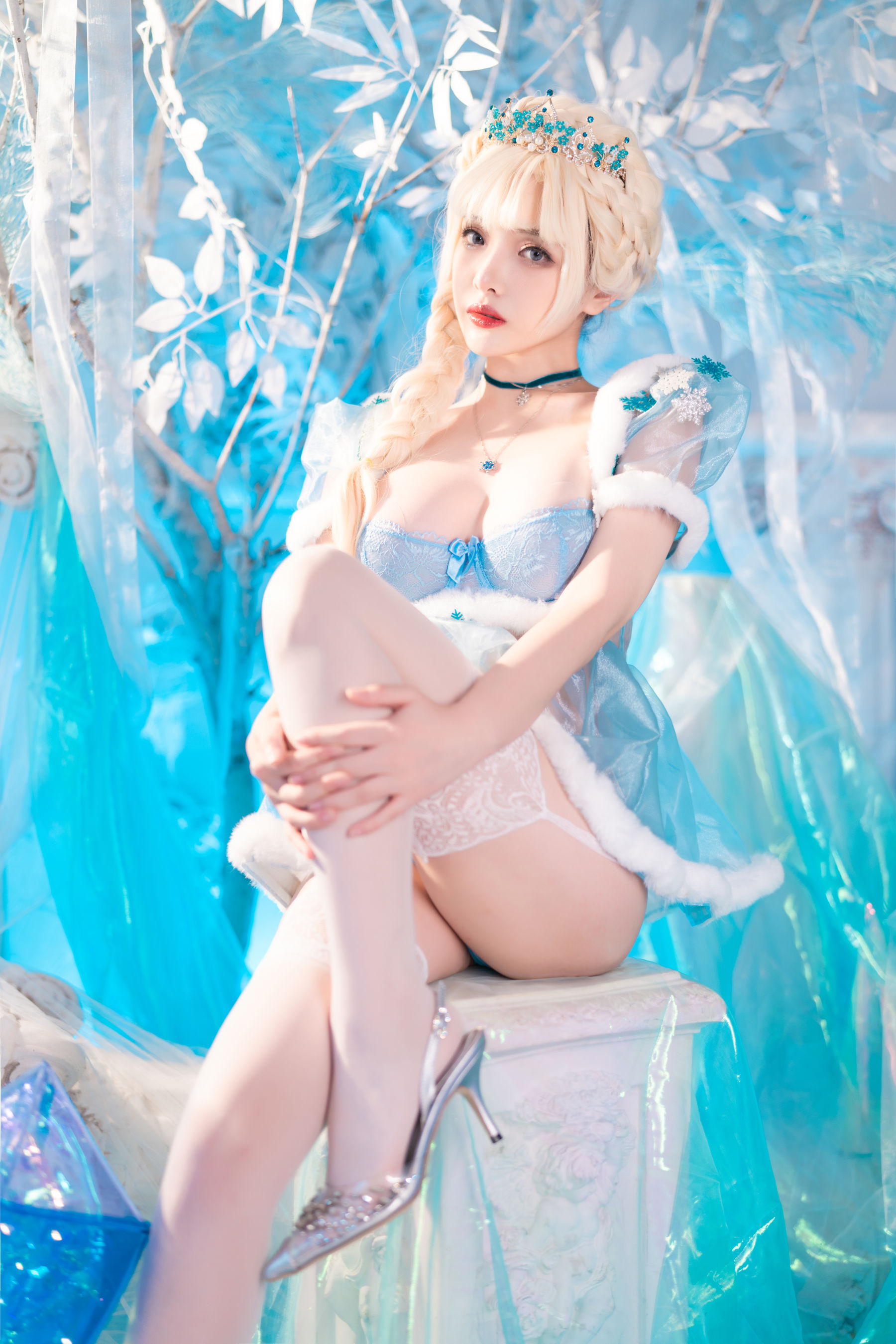 [福利COS] 动漫博主雯妹 - 冰雪