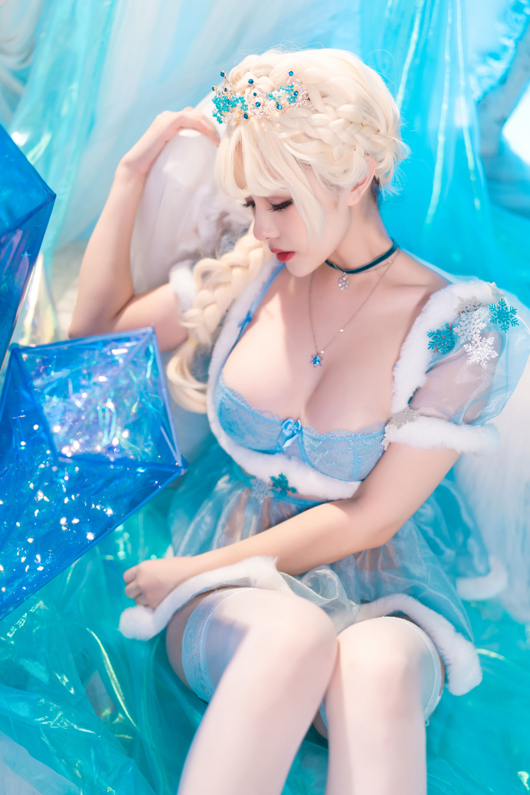 [福利COS] 动漫博主雯妹 - 冰雪