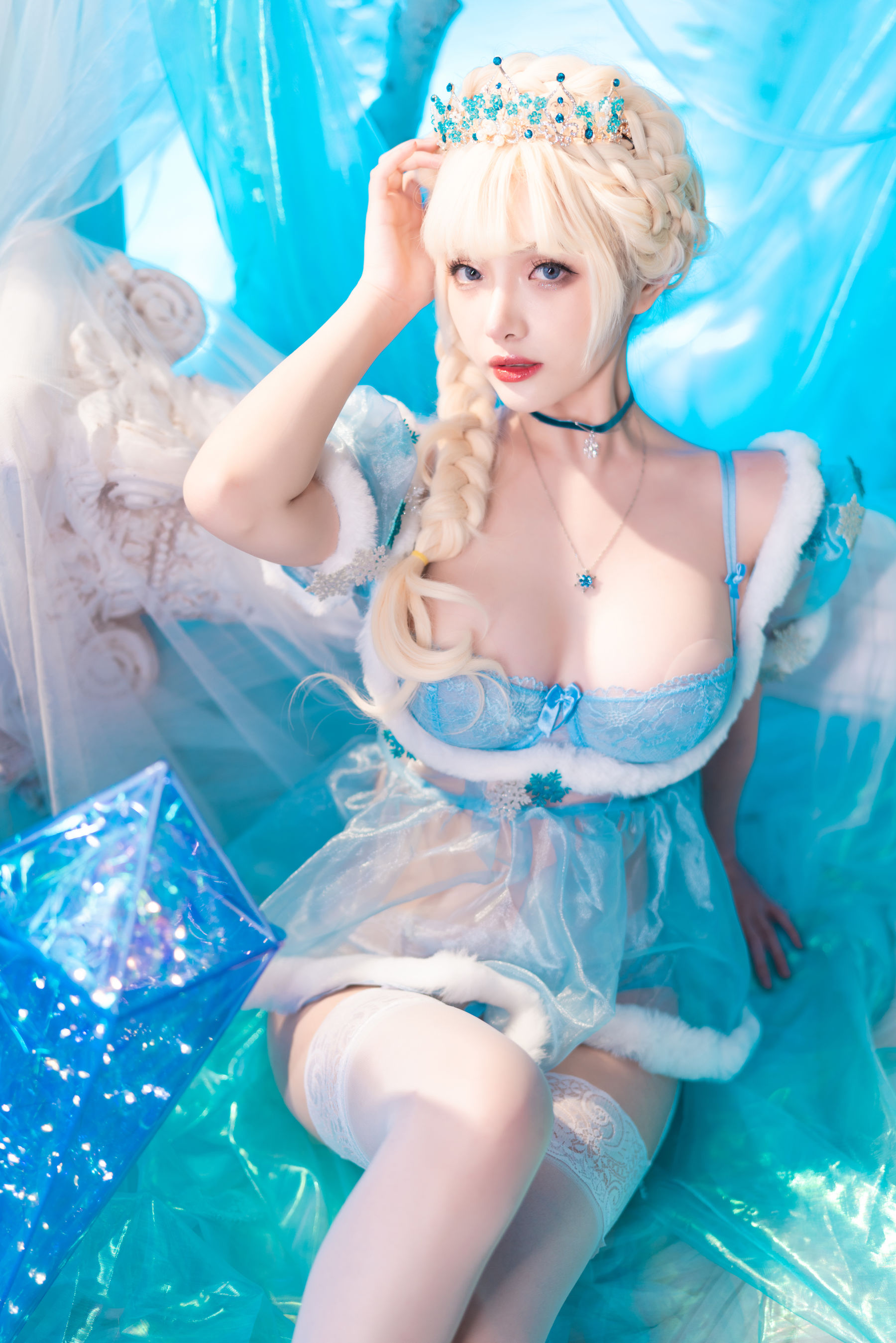 [福利COS] 动漫博主雯妹 - 冰雪