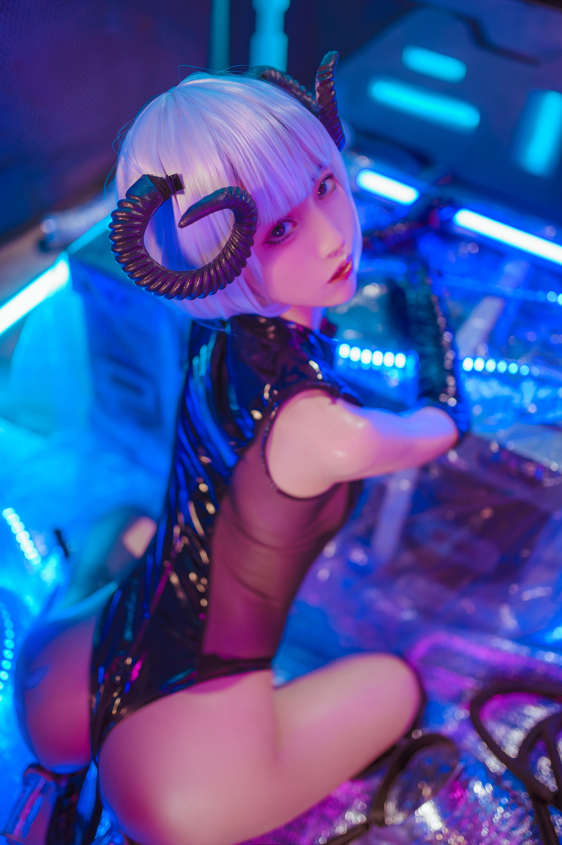 [福利COS] 妹抖青写真 - 恶魔胶衣