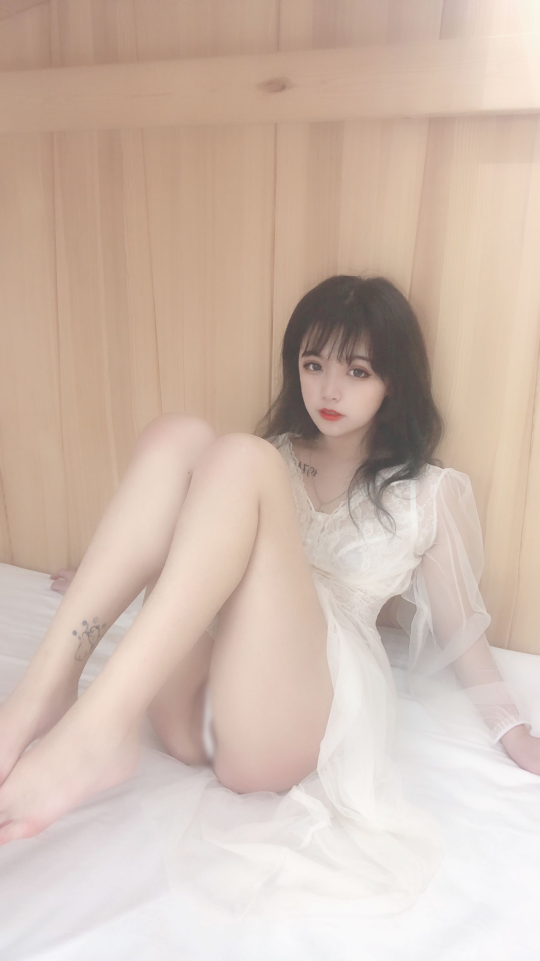 [福利COS] 安妮 - 白色纱裙