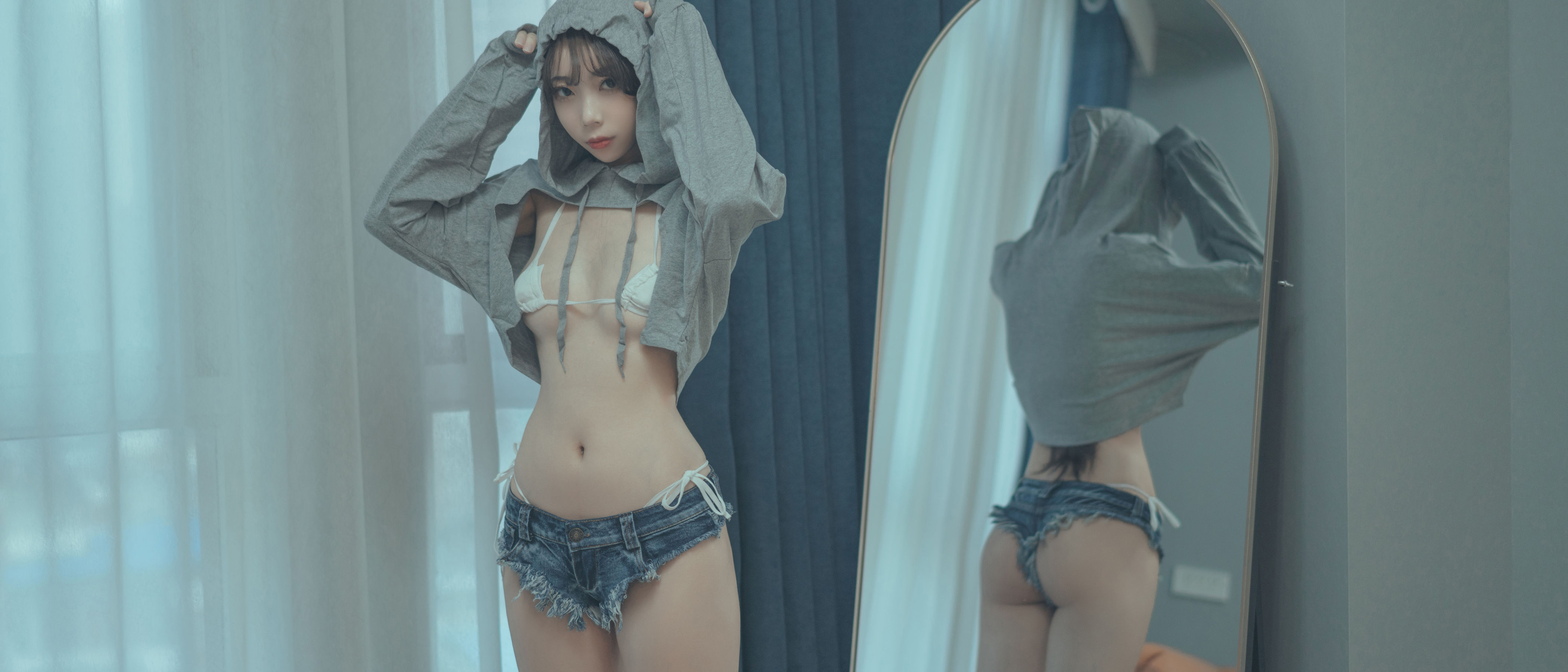 [福利COS] 杏仁曲奇 - 反差表姐