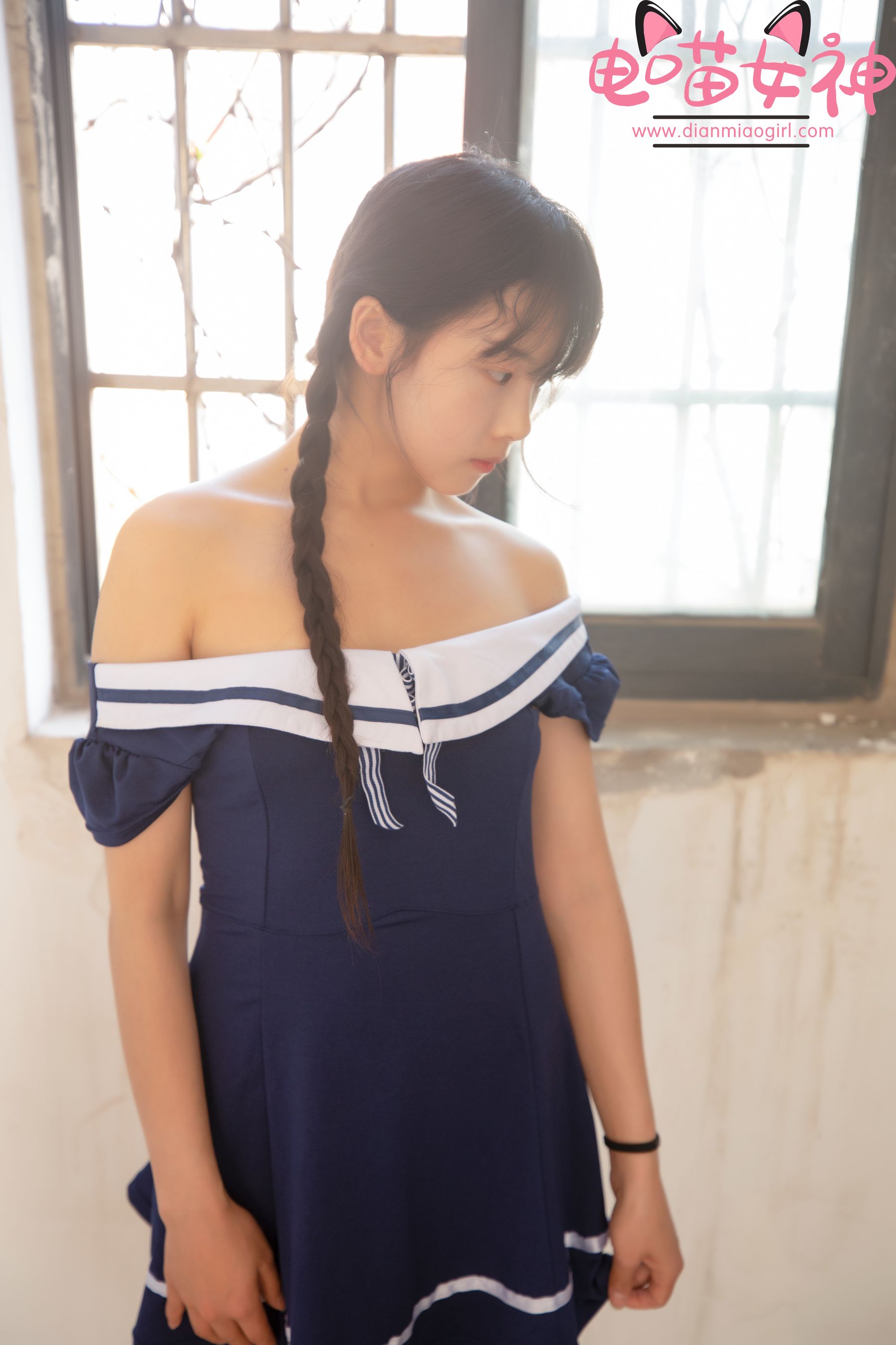 [福利COS] 电喵女神 - 灵唯 制服