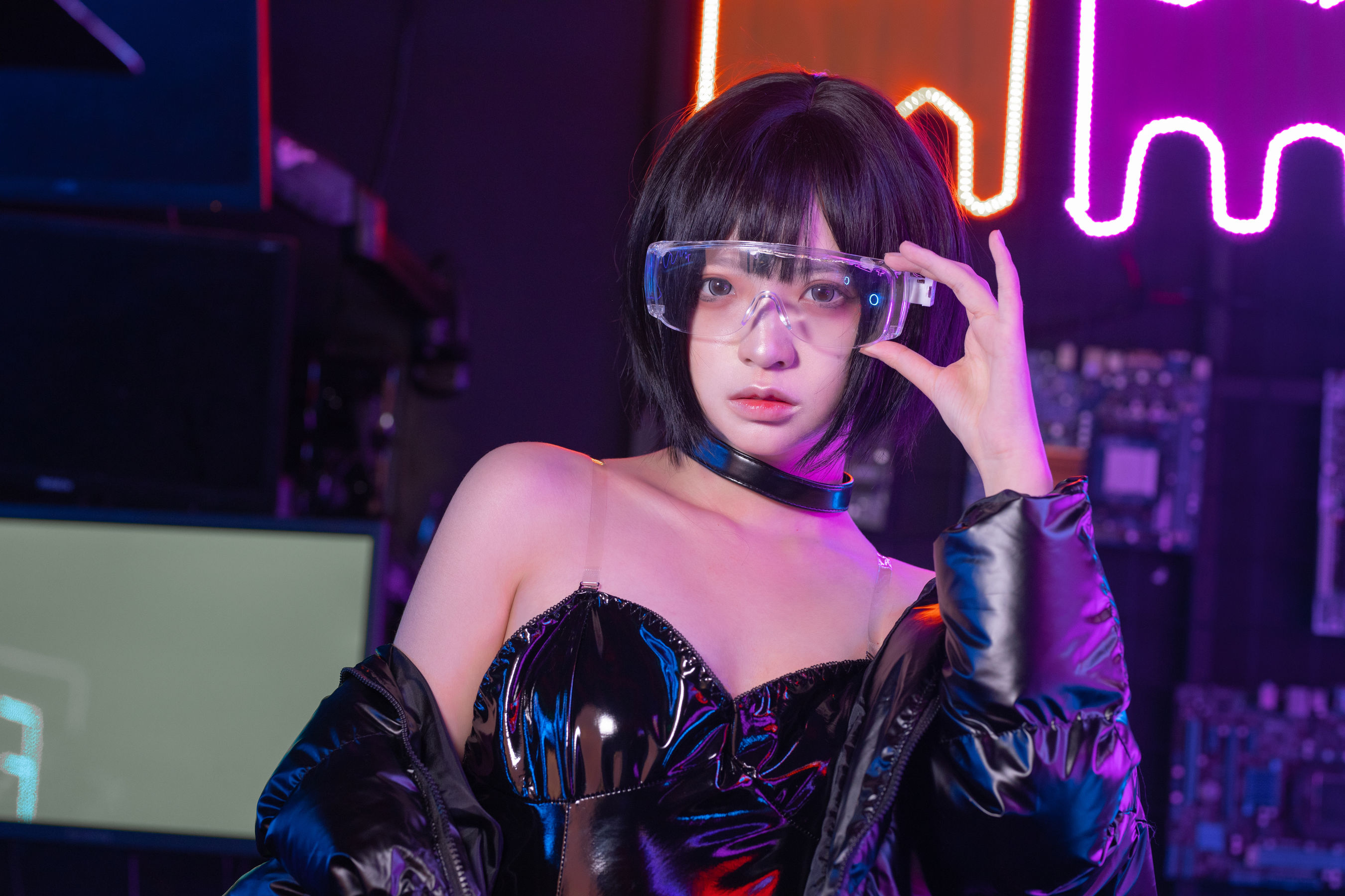 [福利COS] 疯猫ss - 赛博少女