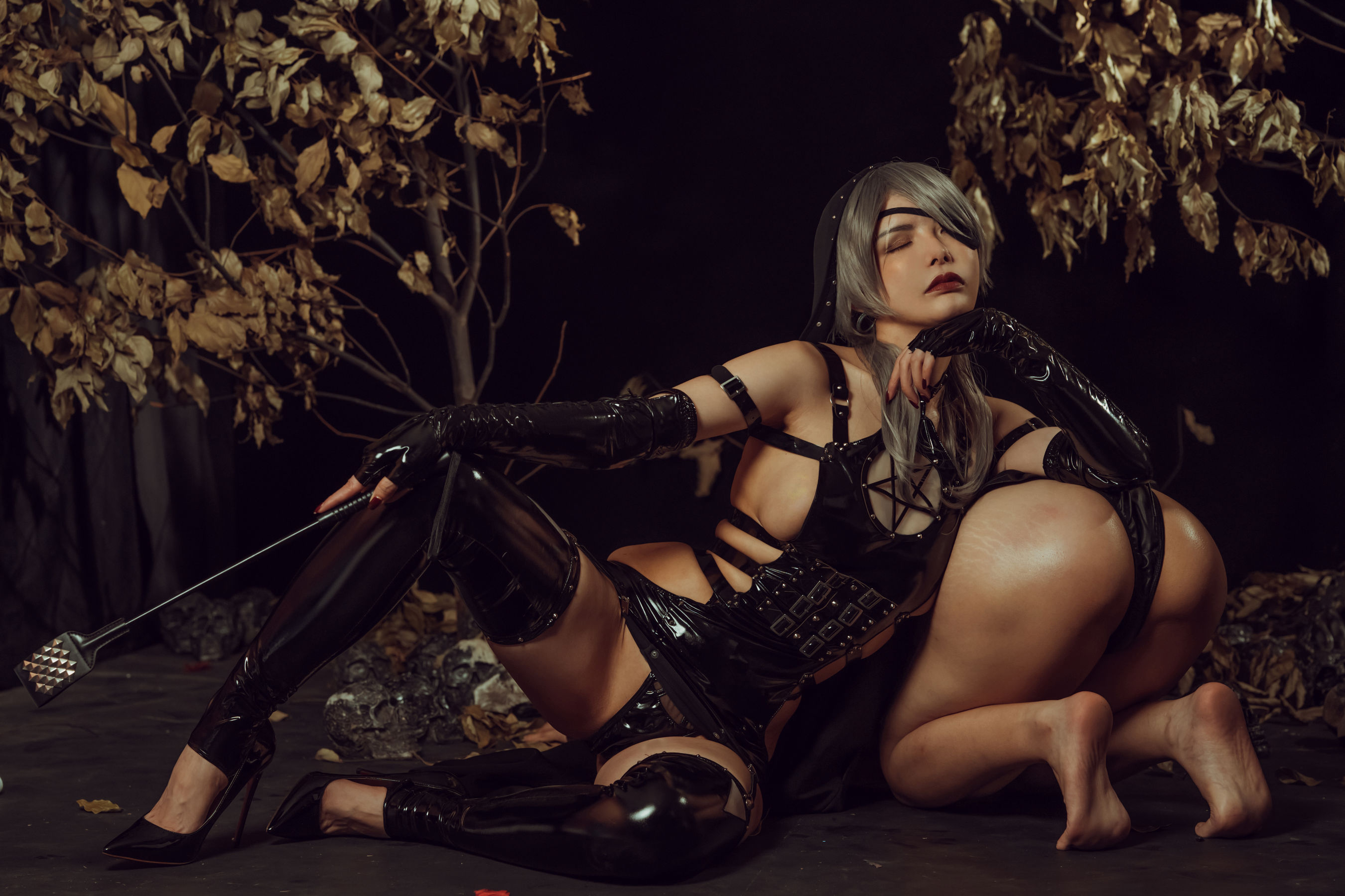 [福利COS] 秋和柯基(夏小秋秋秋) - 猎魔人