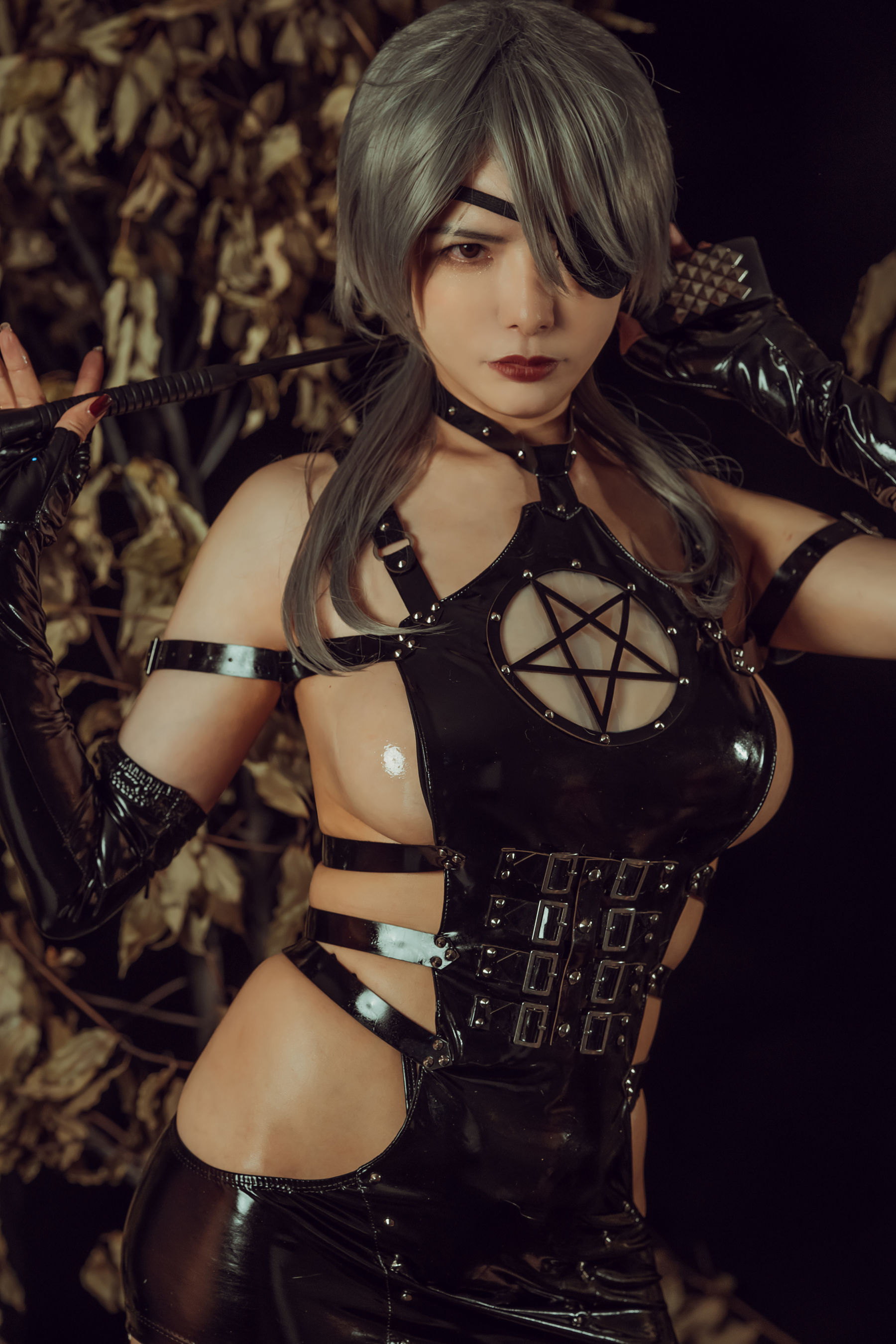 [福利COS] 秋和柯基(夏小秋秋秋) - 猎魔人