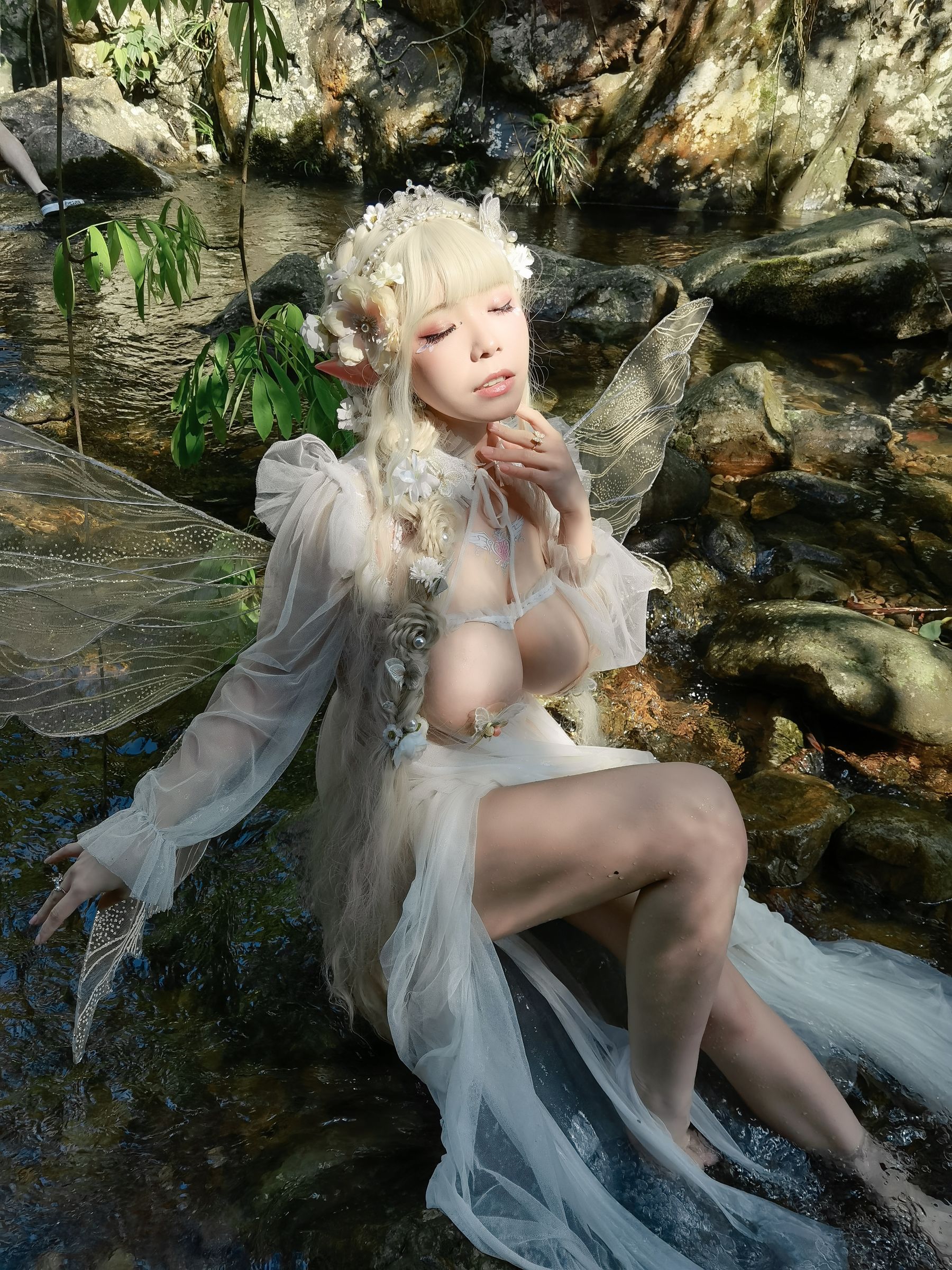 [福利COS] 自闭颜球球(无颜小天使wy) - 林中精灵