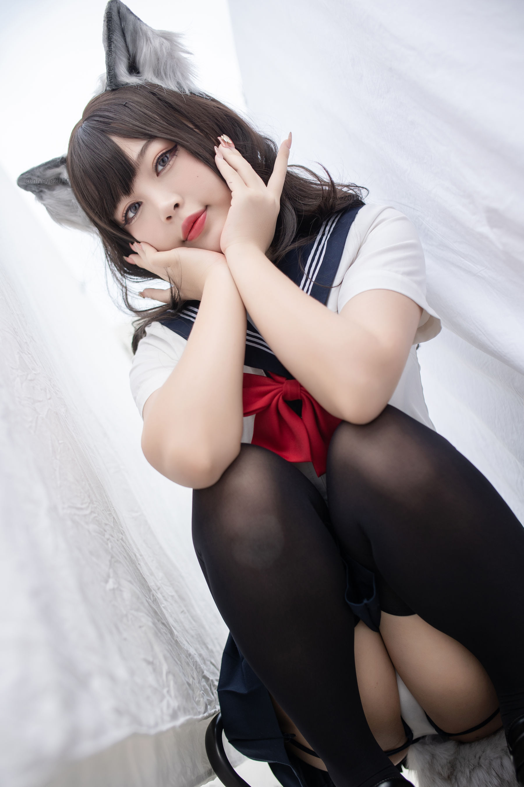 [福利COS] 萌系小姐姐-白烨- - 魅惑狼姐姐 室外
