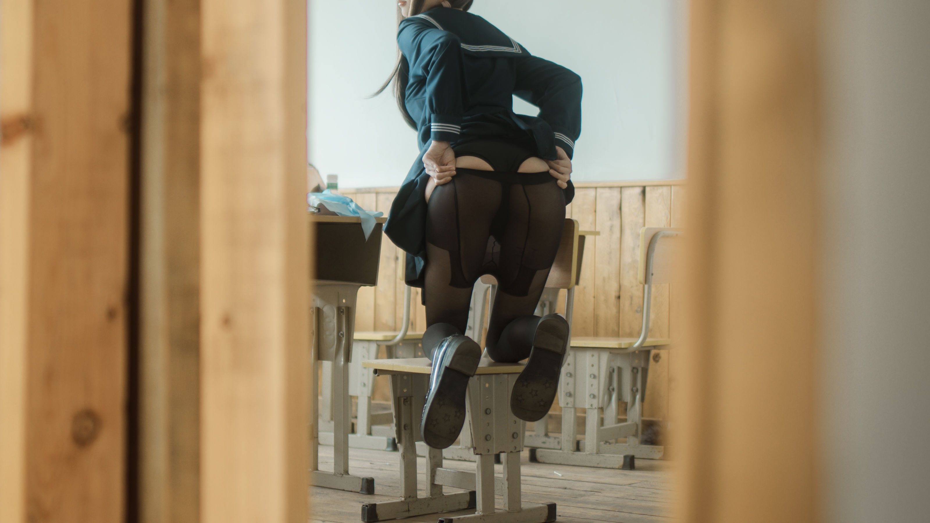 [福利COS] 西园寺南歌写真 - 与班长的游戏