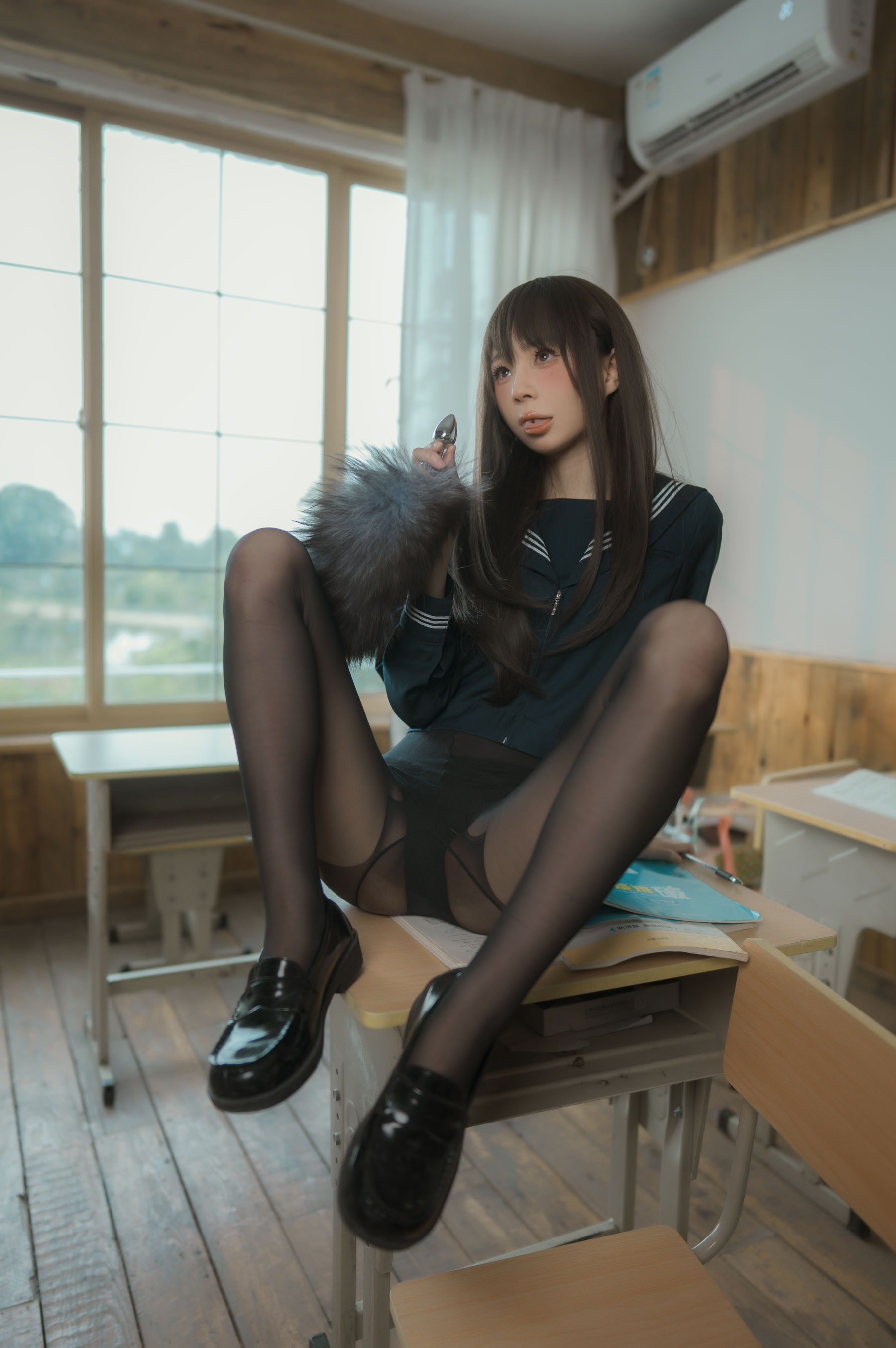 [福利COS] 西园寺南歌写真 - 与班长的游戏