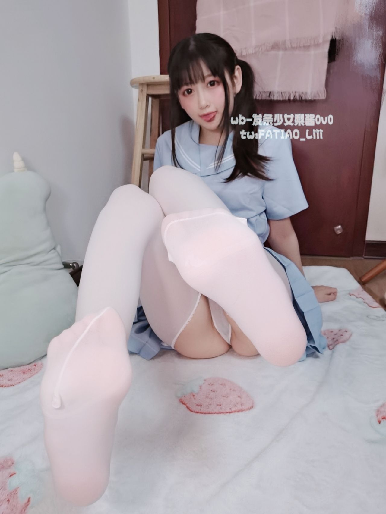 [福利COS] 迷之呆梨(发条少女) - 水蓝JK