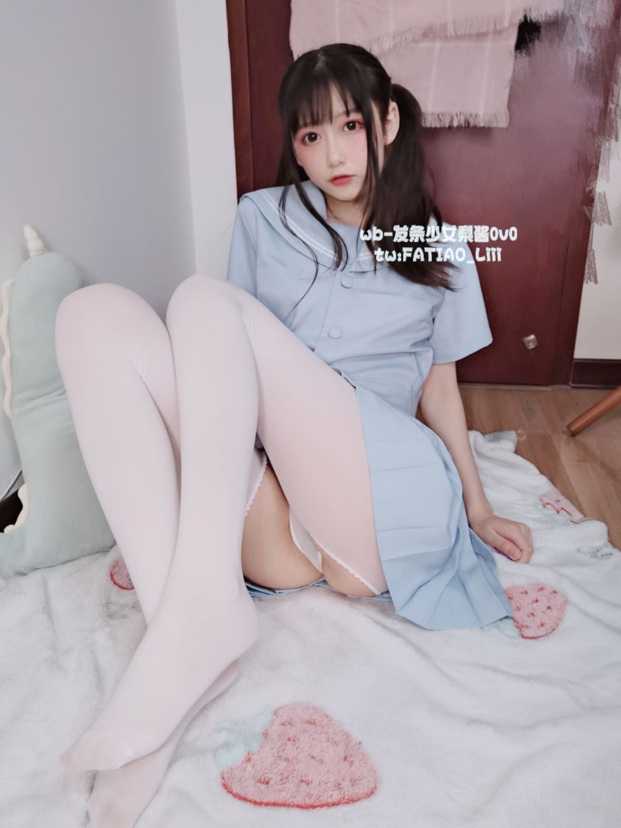 [福利COS] 迷之呆梨(发条少女) - 水蓝JK