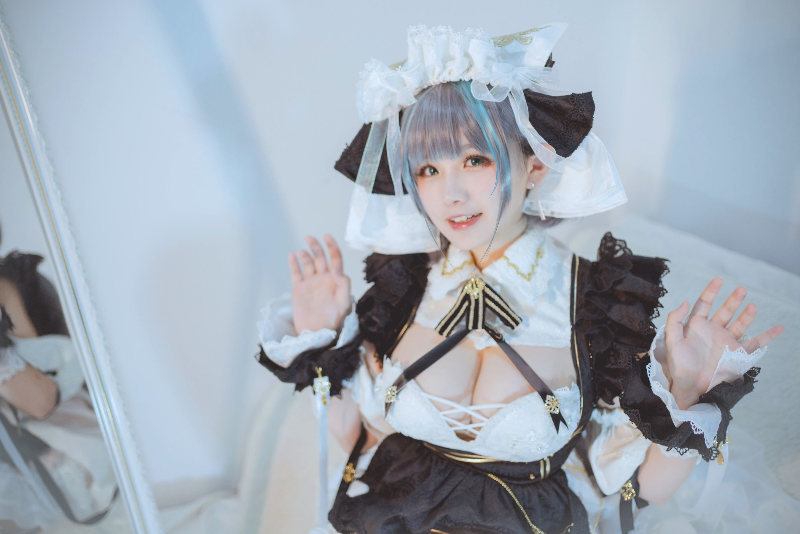 [福利COS] 阿半今天很开心 - 柴郡