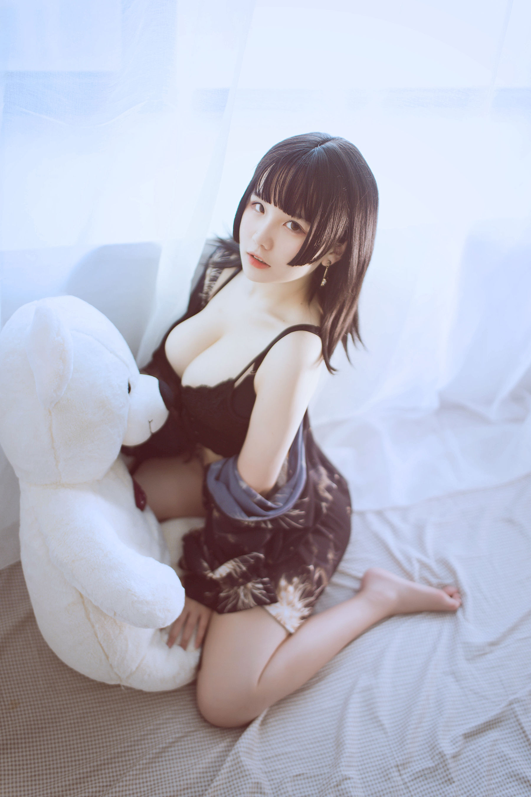 [福利COS] 阿半今天很开心 - 黑色吊带