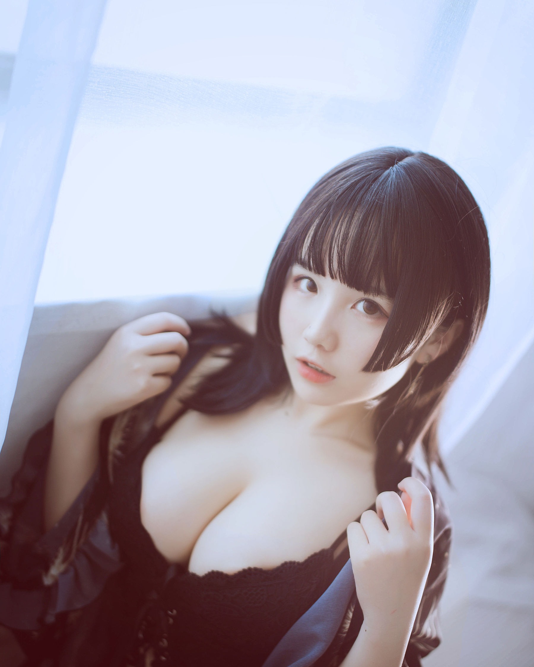 [福利COS] 阿半今天很开心 - 黑色吊带