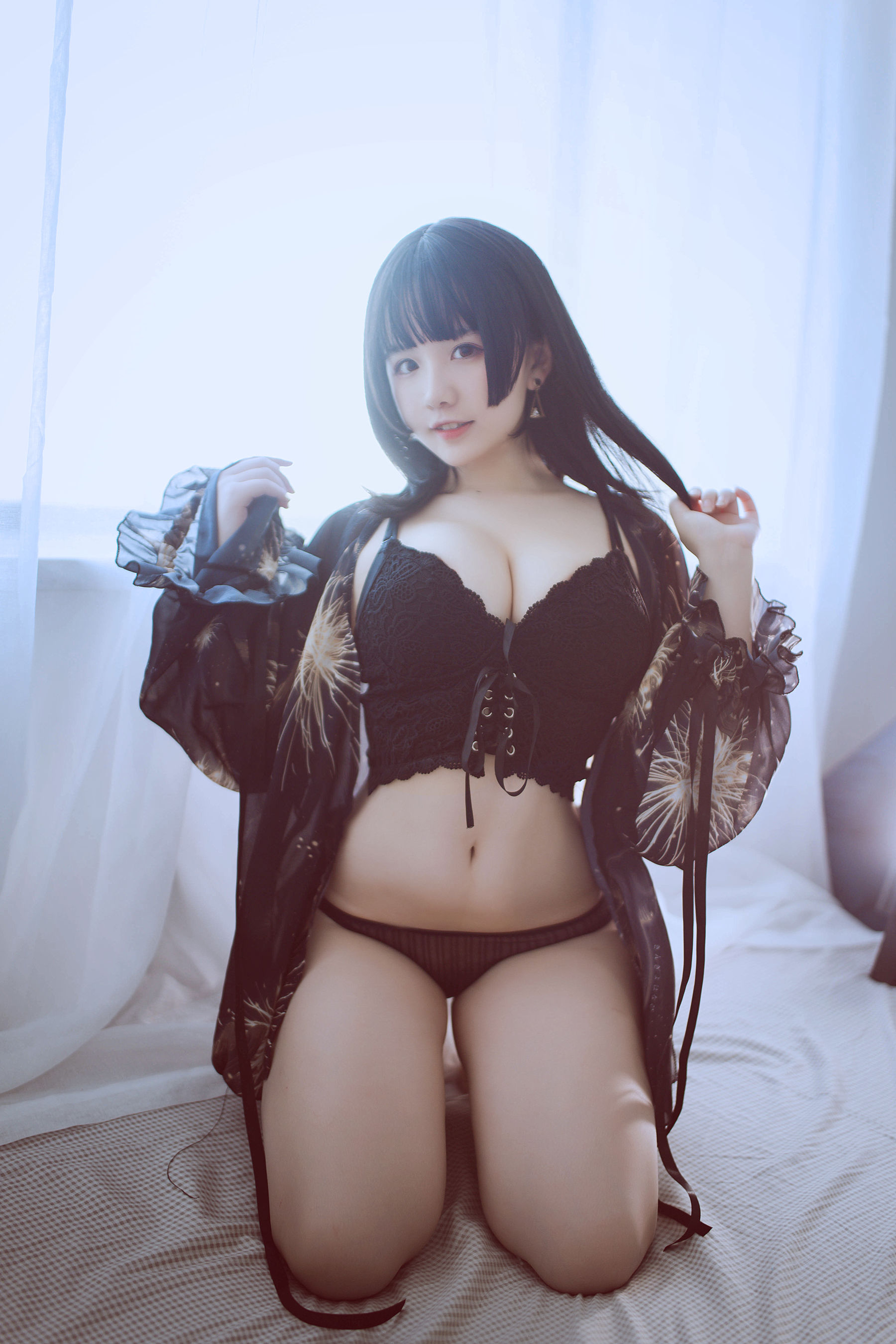 [福利COS] 阿半今天很开心 - 黑色吊带
