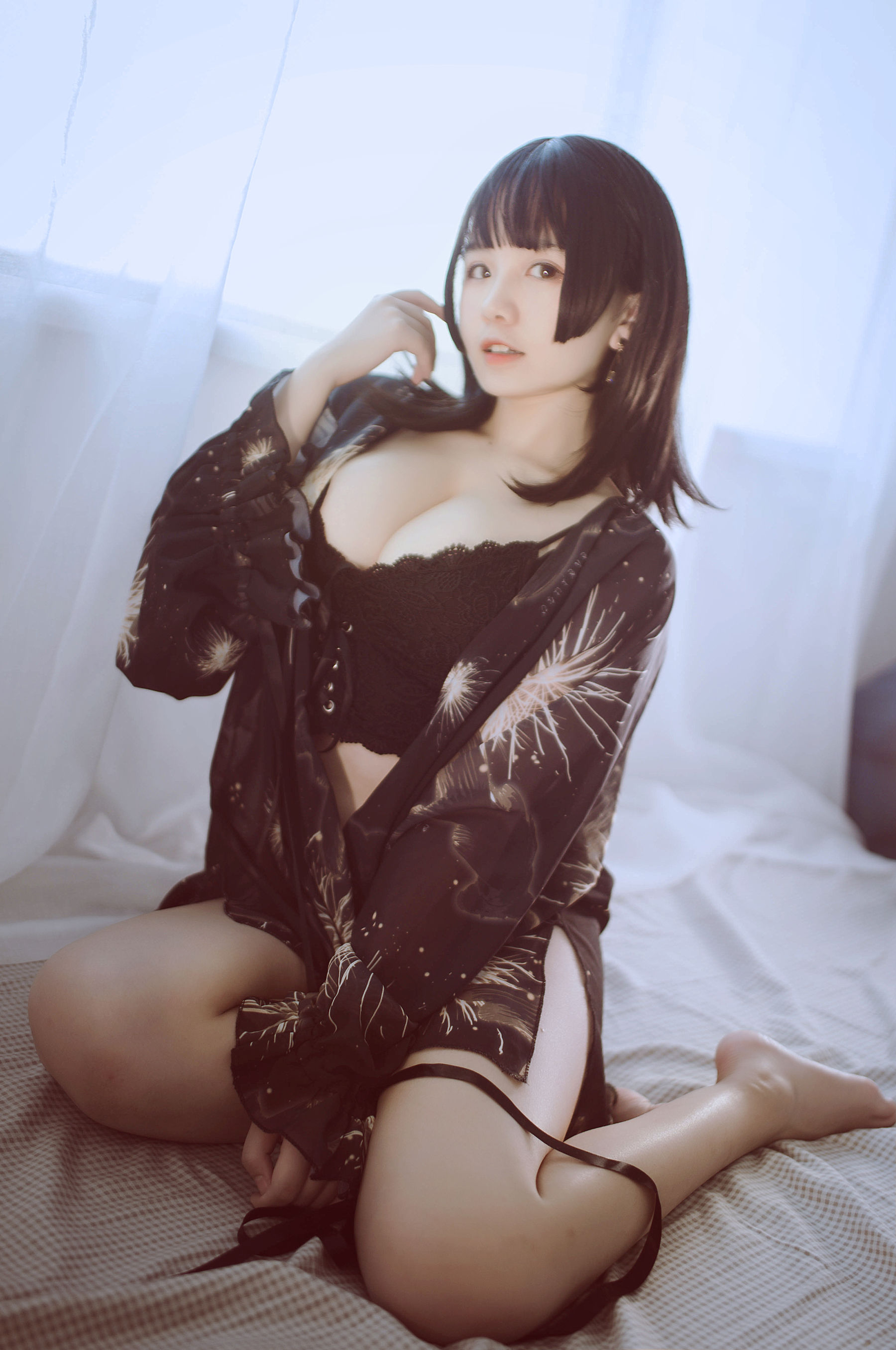 [福利COS] 阿半今天很开心 - 黑色吊带