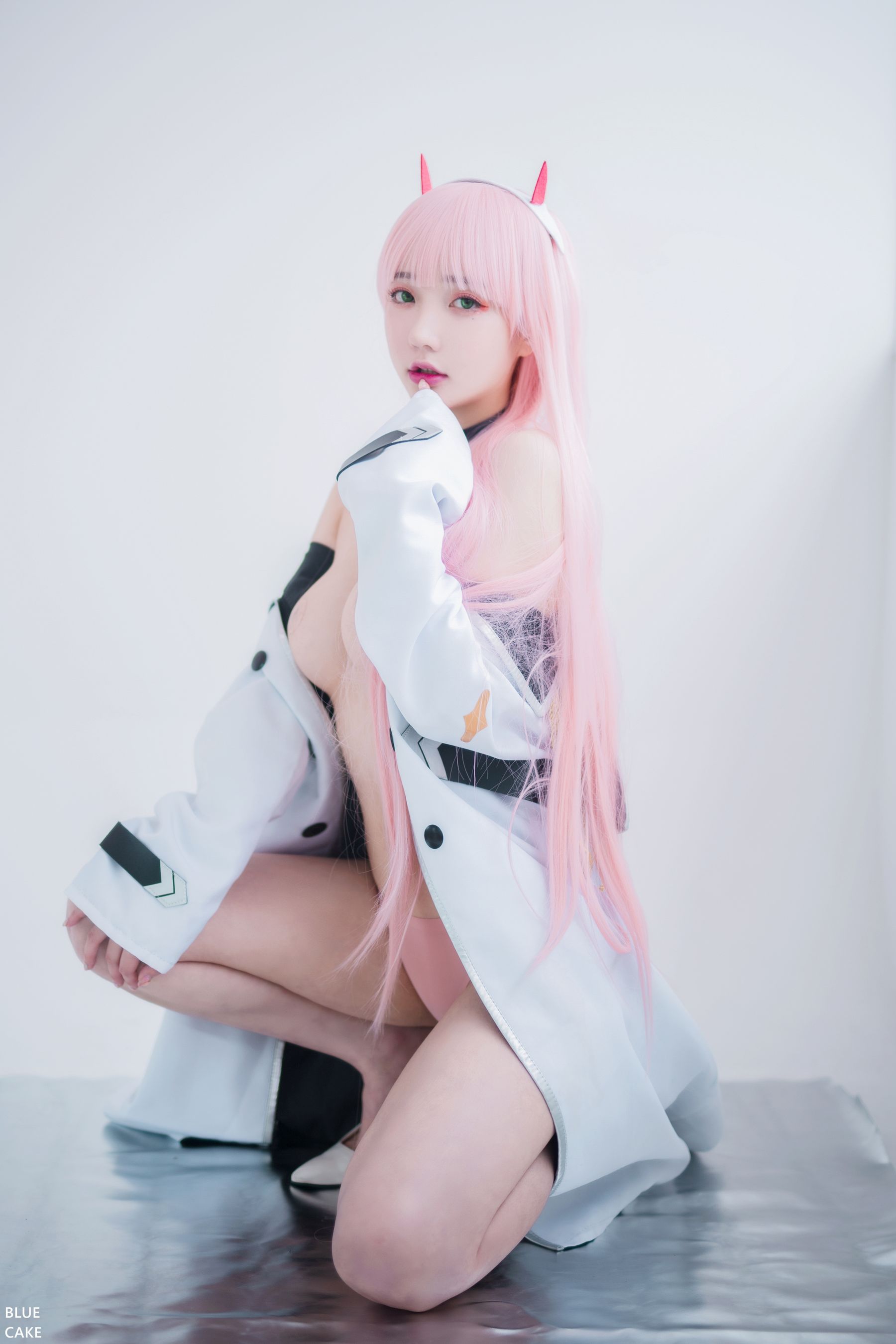 [BLUECAKE]  YeEun - IN THE SEXXY 002