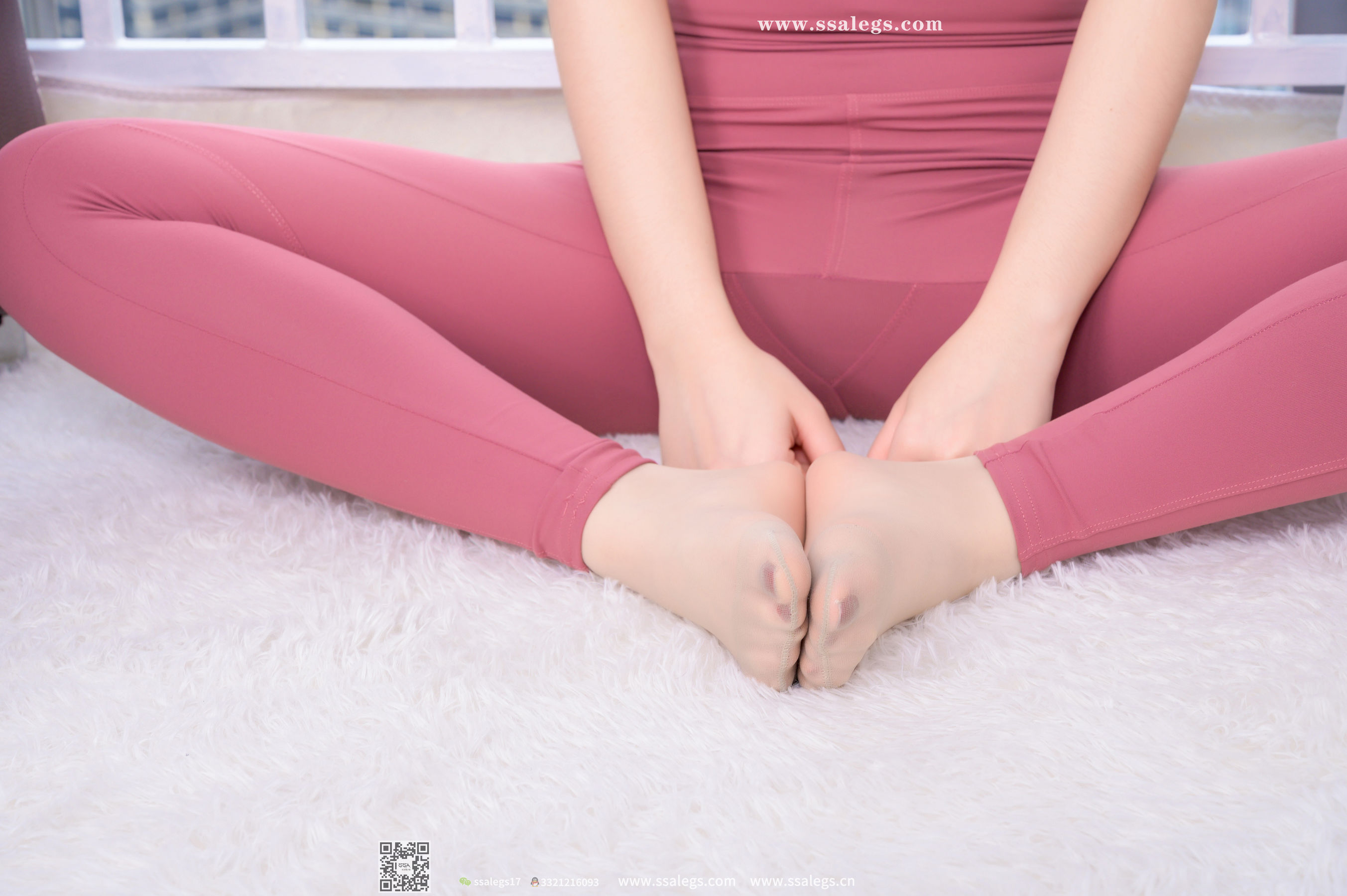 [SSA丝社]超清写真 No.403 蜜桃 今天穿丝袜陪你做运动(上)