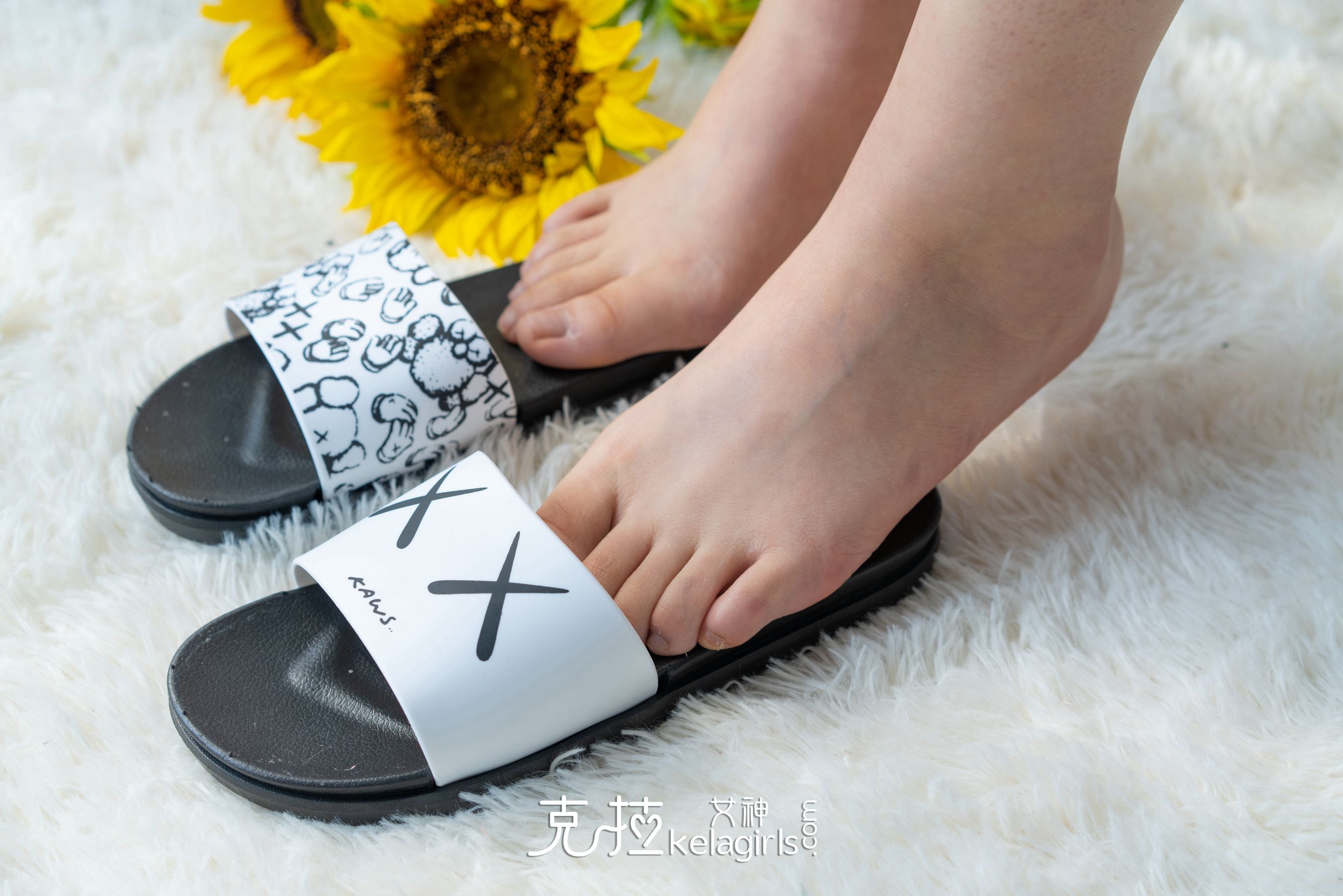 [克拉女神Kelagirls]  嘉萌 爱上凉拖