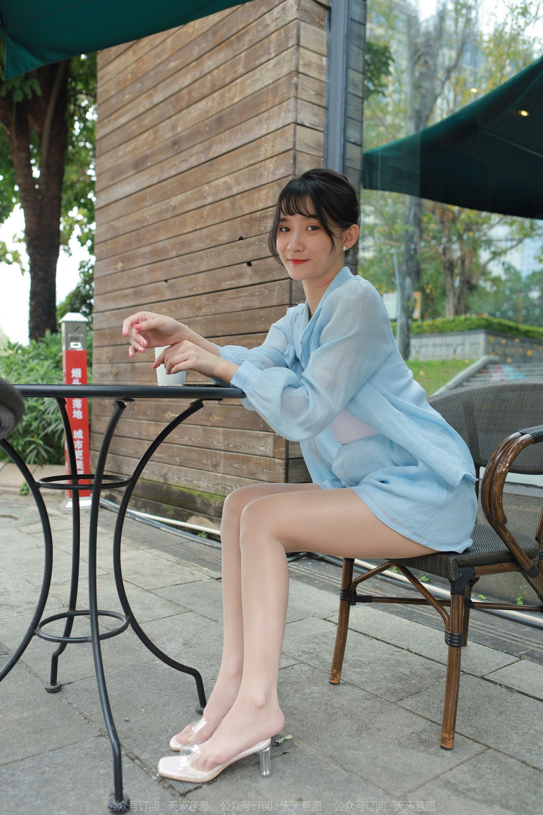 [异思趣向IESS] 模特：秋秋 《蓝色事业线》