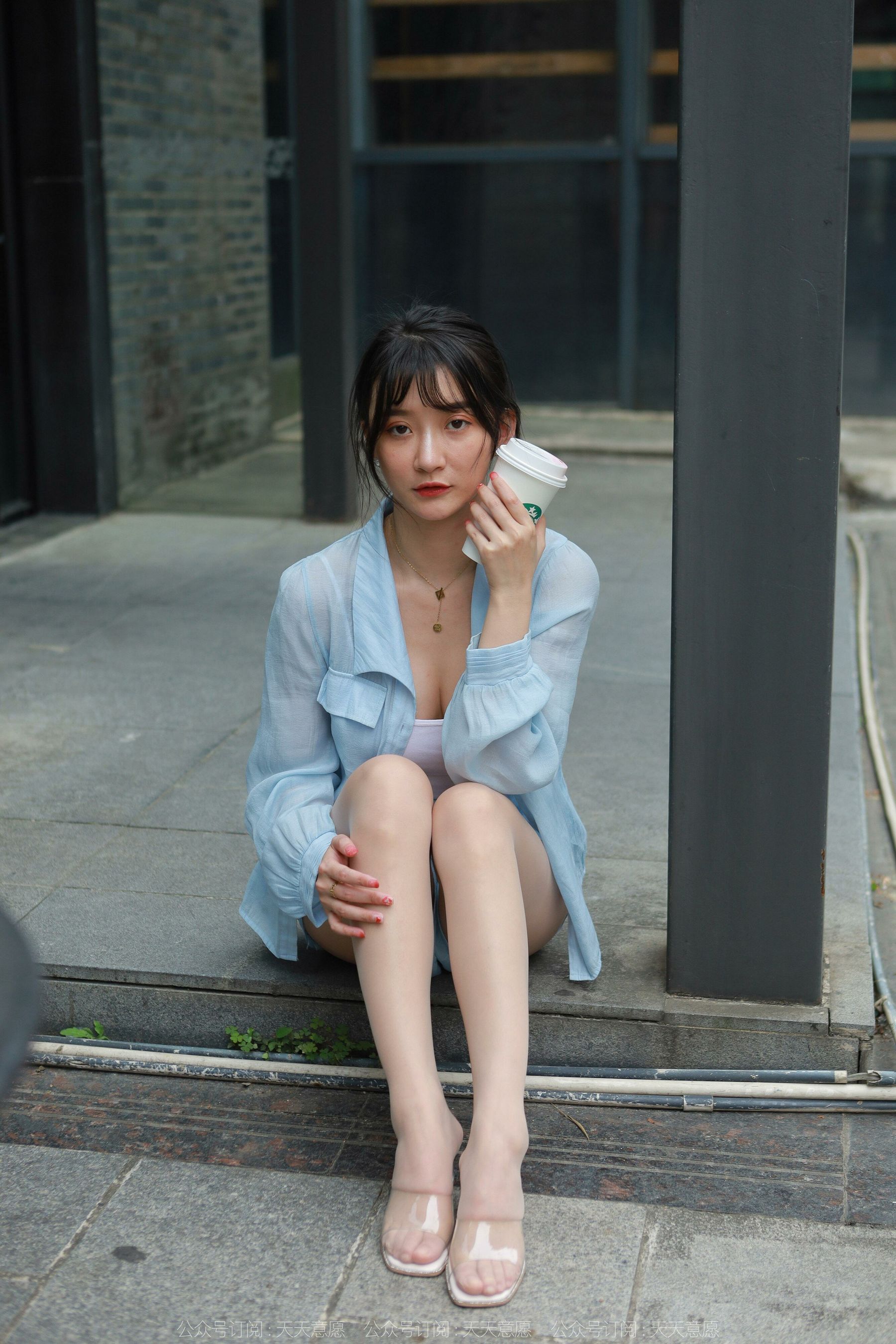 [异思趣向IESS] 模特：秋秋 《蓝色事业线》