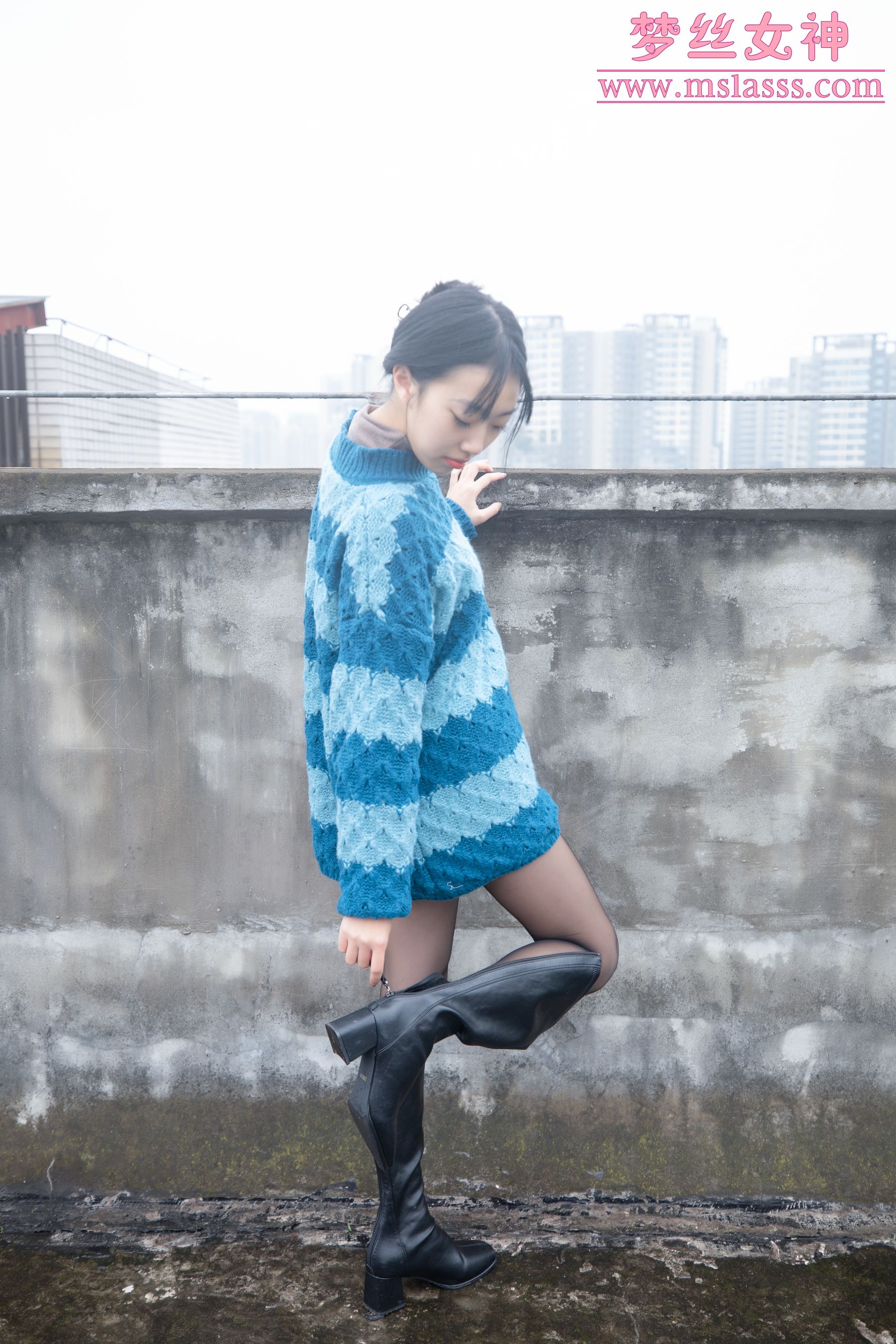 [梦丝女神MSLASS] 凌凌 靴下黑丝BY肉丝