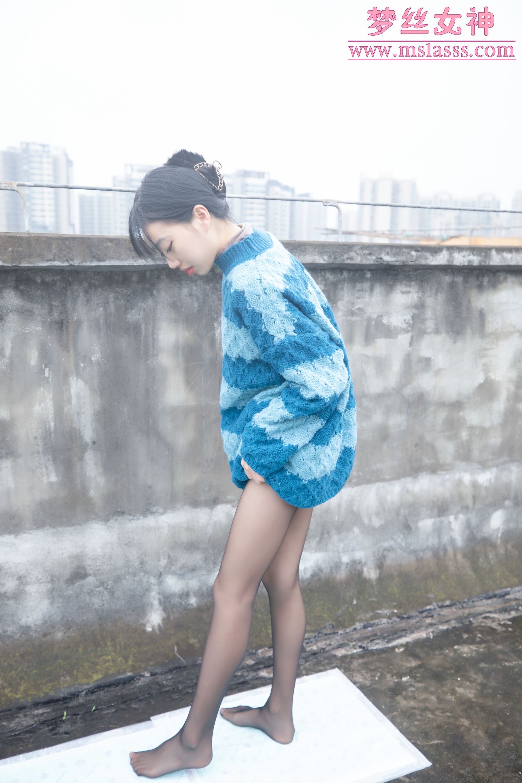 [梦丝女神MSLASS] 凌凌 靴下黑丝BY肉丝