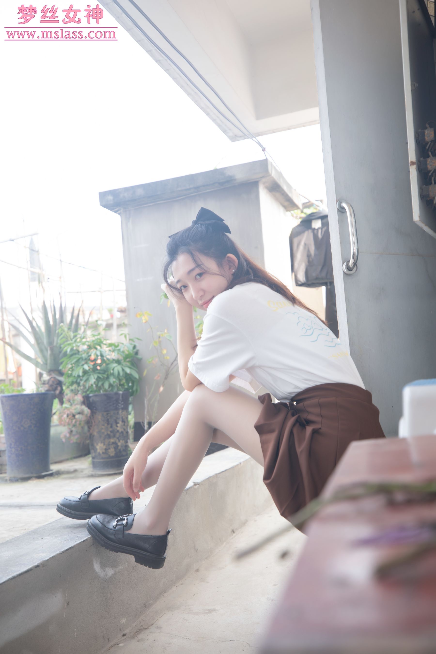 [梦丝女神MSLASS] 张小雪 丝袜JK小格调