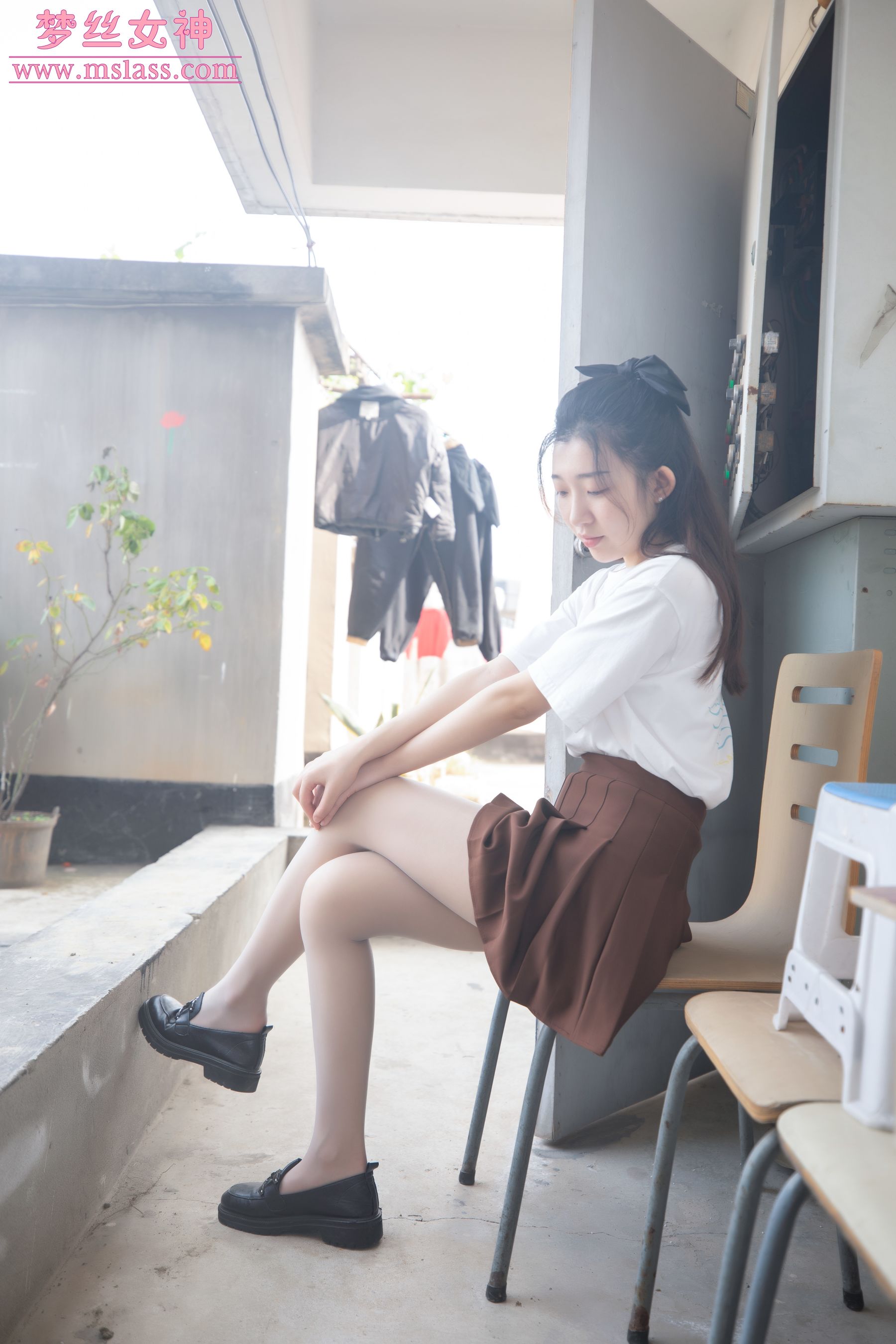 [梦丝女神MSLASS] 张小雪 丝袜JK小格调