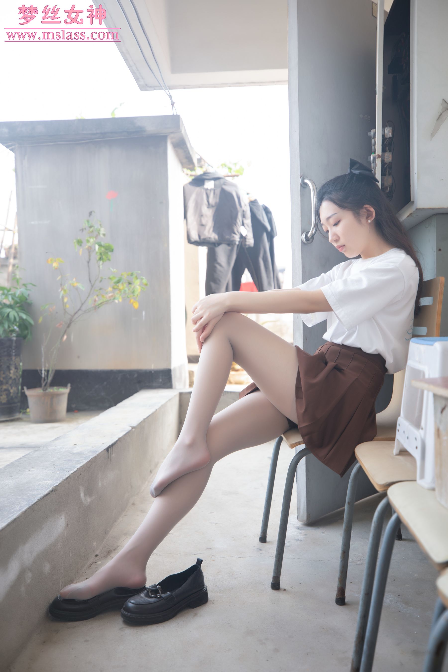 [梦丝女神MSLASS] 张小雪 丝袜JK小格调