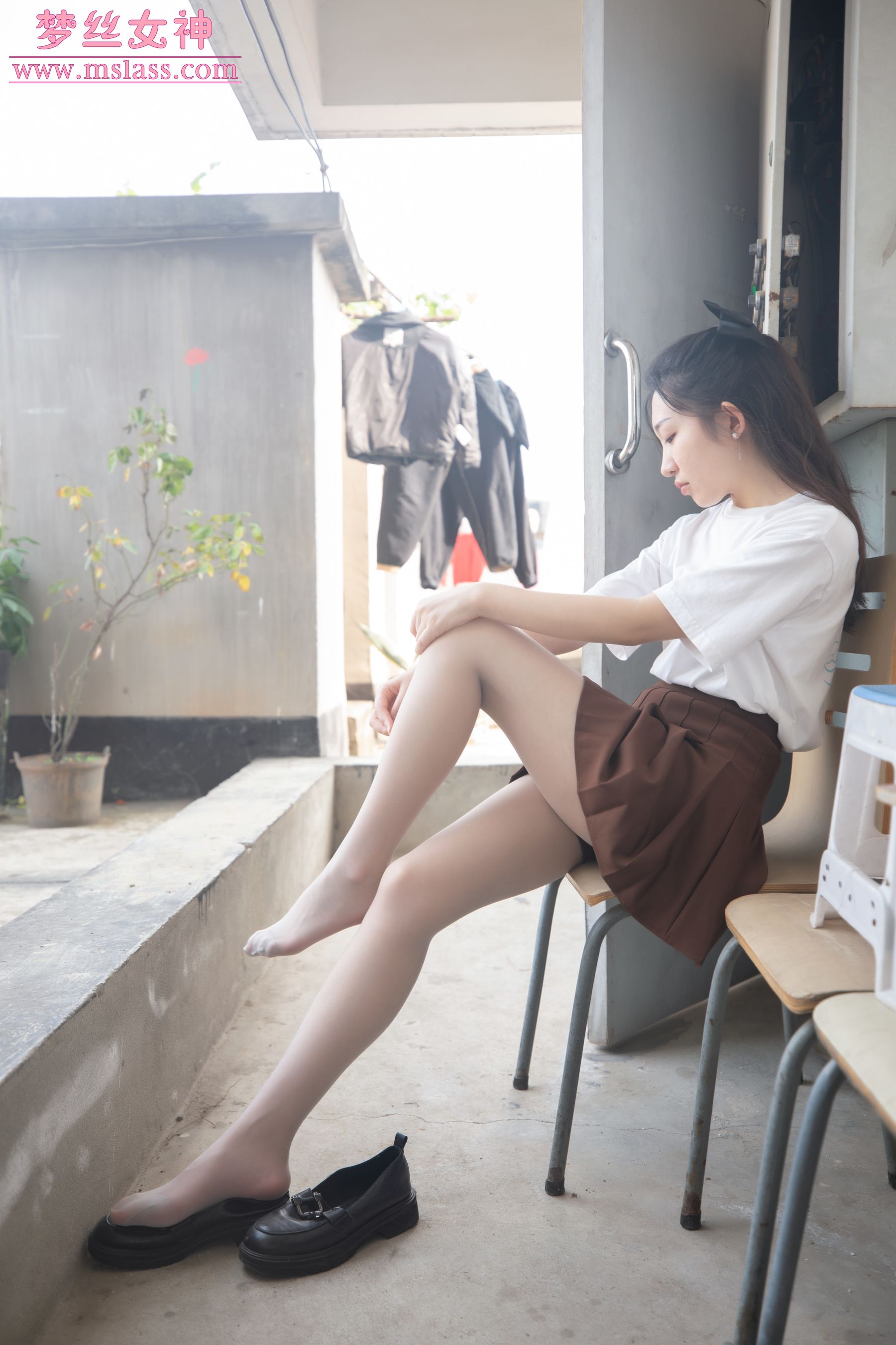 [梦丝女神MSLASS] 张小雪 丝袜JK小格调